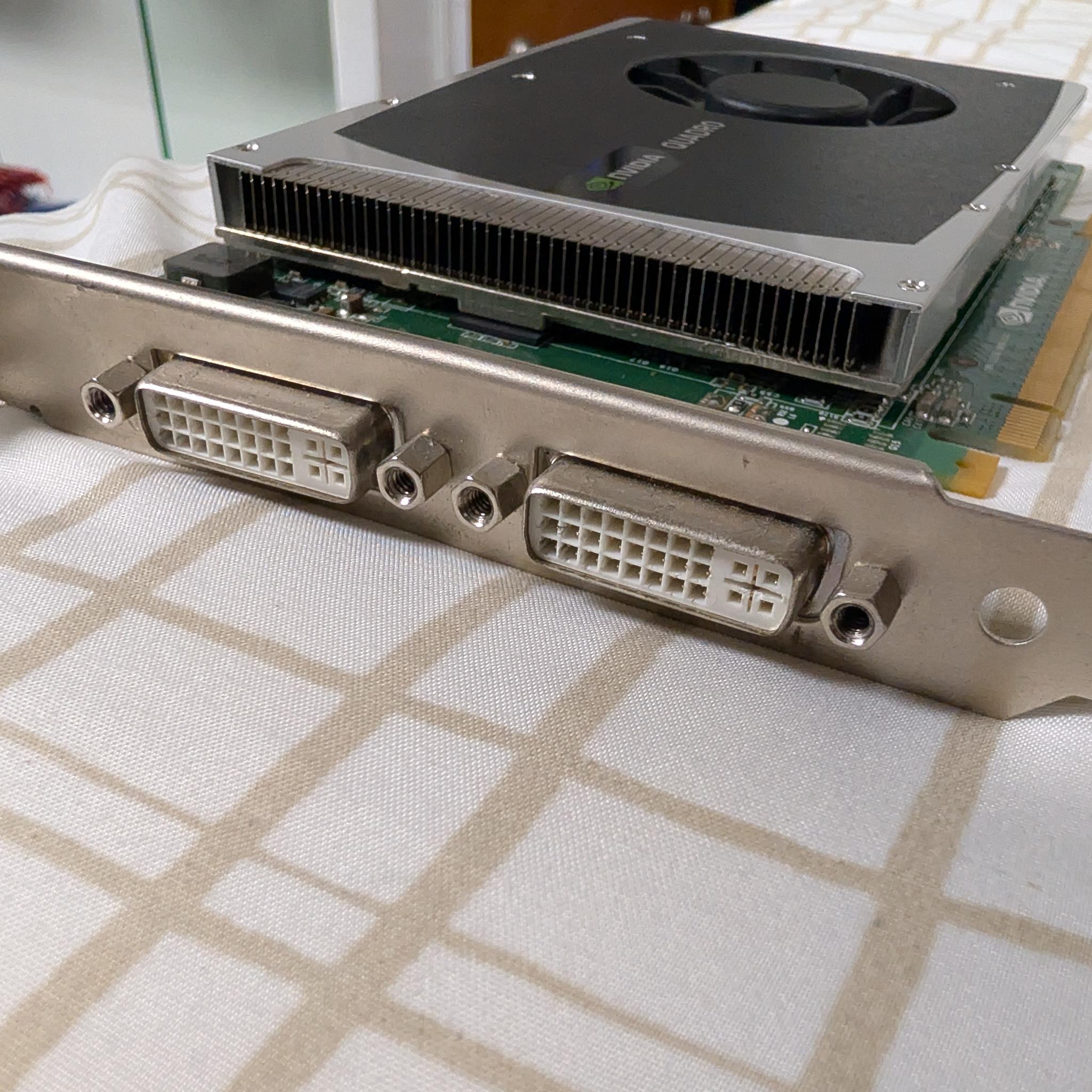 Nvidia Quadro 2000D - 1GB (1024MB) GDDR5 - GF106 - 2x DVI connector