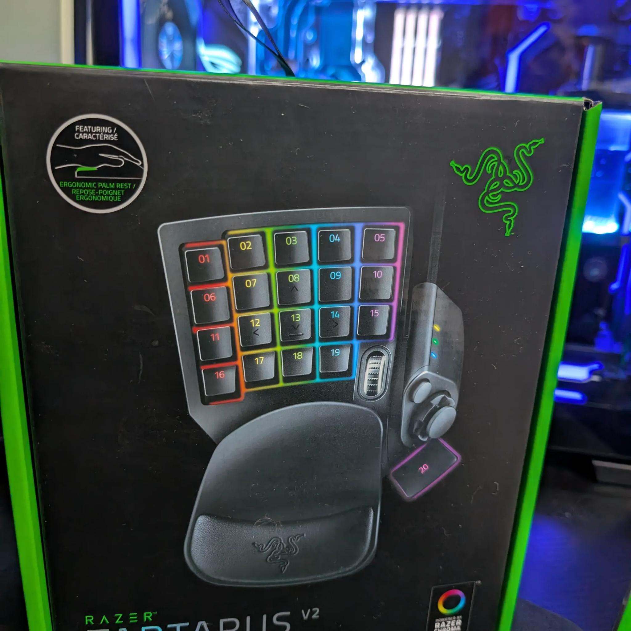 Razer Tartarus V2 Gaming Keypad - Black