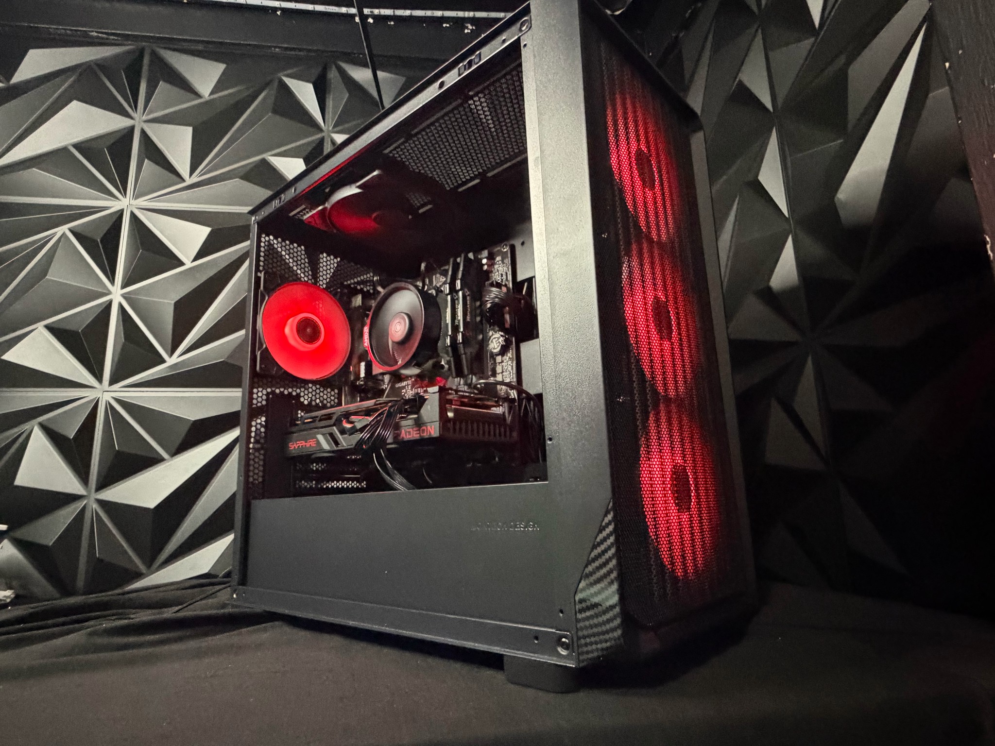 🖤⚡ DARK FIBER ⚡🖤Ryzen 5 5500| RX 6700XT 12 GB | 16 GB DDR4| 512 NVMe| 650W PSU