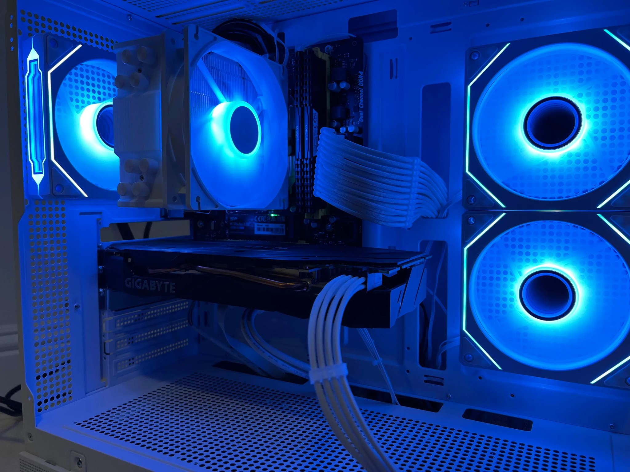 ❄️ !SALE! ❄️ RTX 2060 | Ryzen 5 5600 | 16GB RAM | 1TB NVMe SSD | Windows 1...