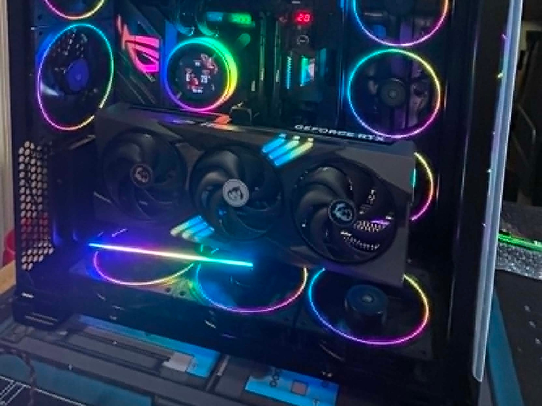 Custom Gaming PC Build with intel i9 and rtx 5070