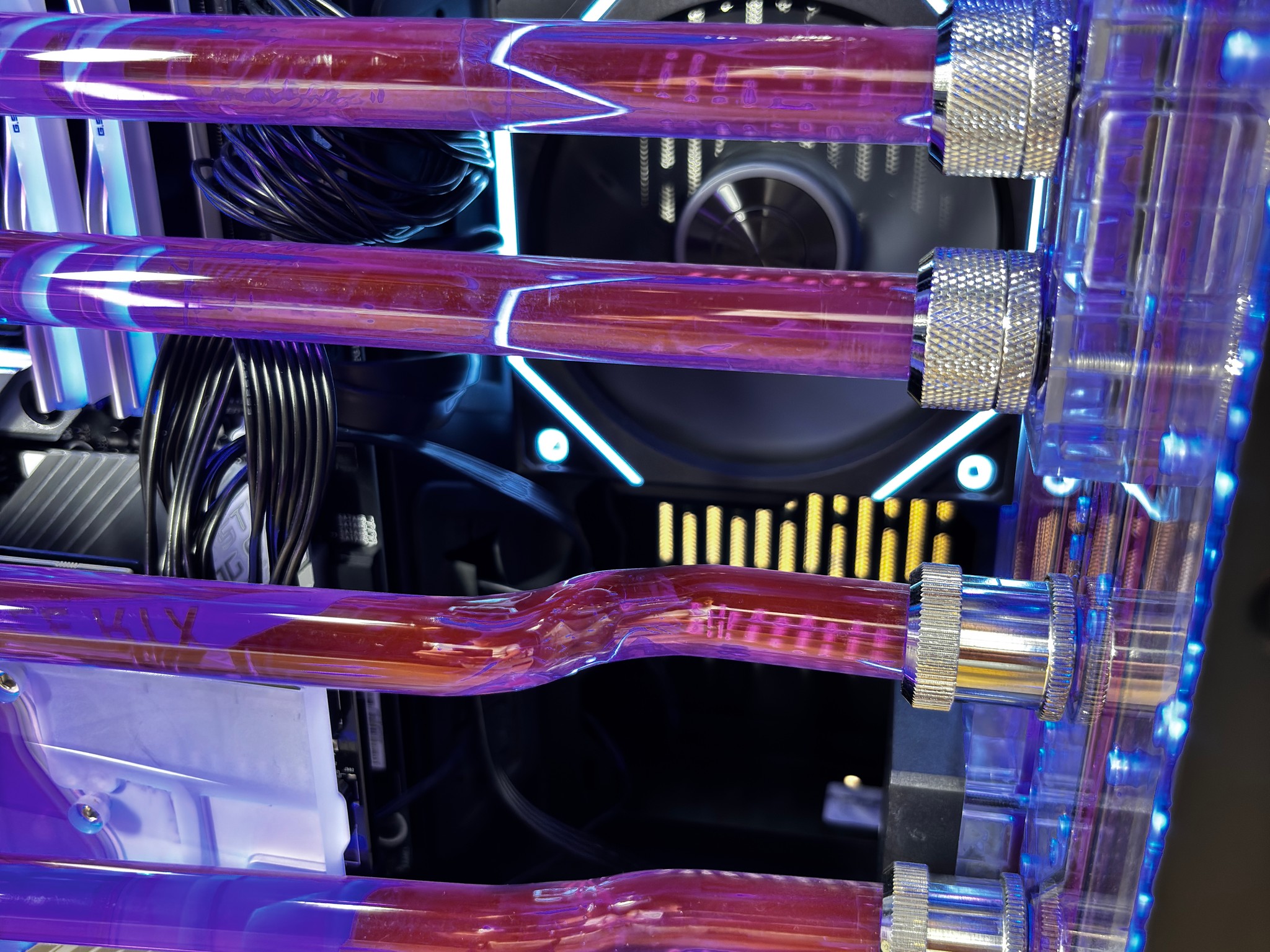 High-End Custom Water Cooled Gaming PC – Ryzen 7 9800X3D / AORUS RTX 3080 Ti / 64GB DDR5