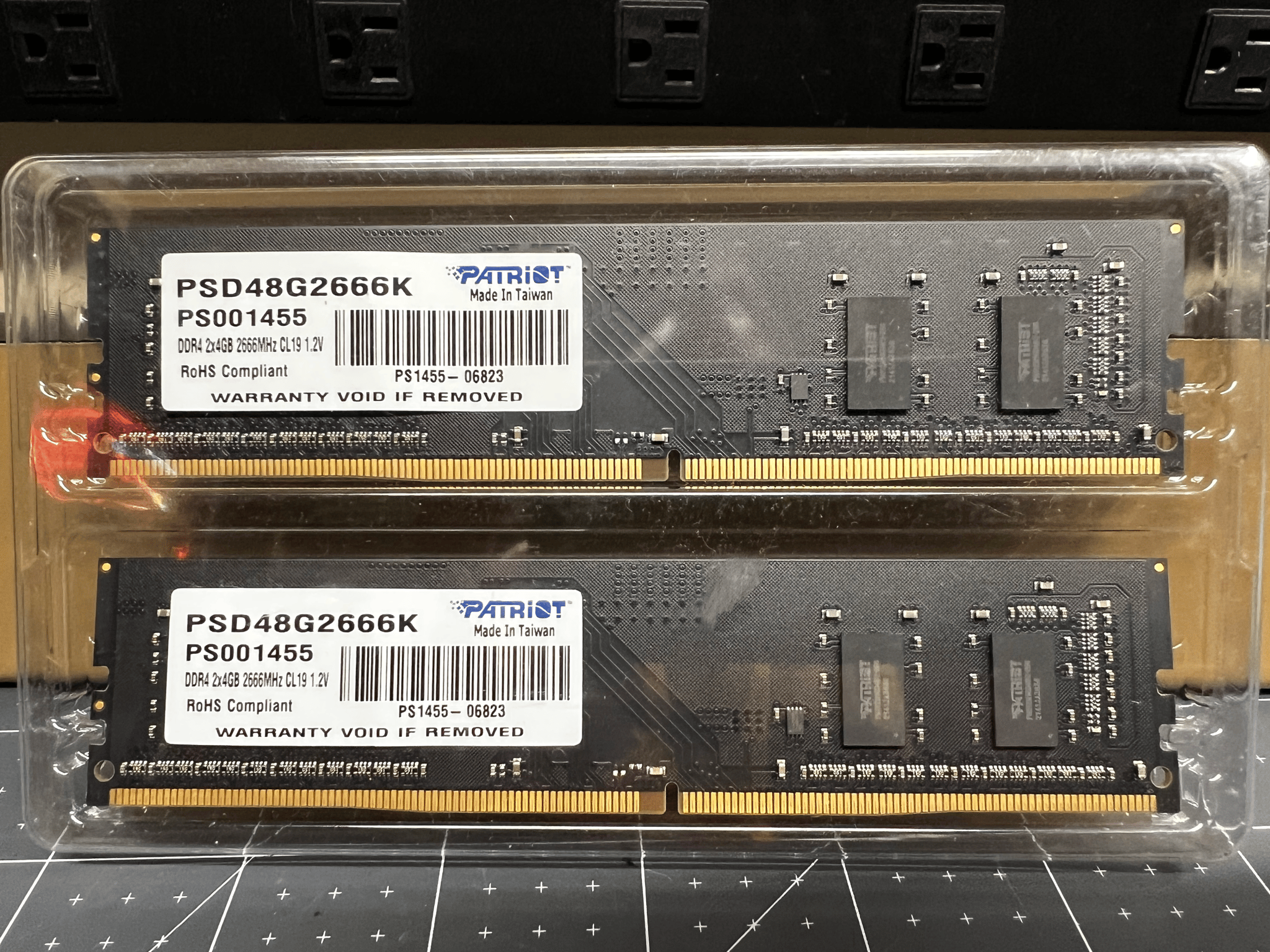 Patriot 8 GB (2 x 4 GB) DDR4-2666Mhz CL19