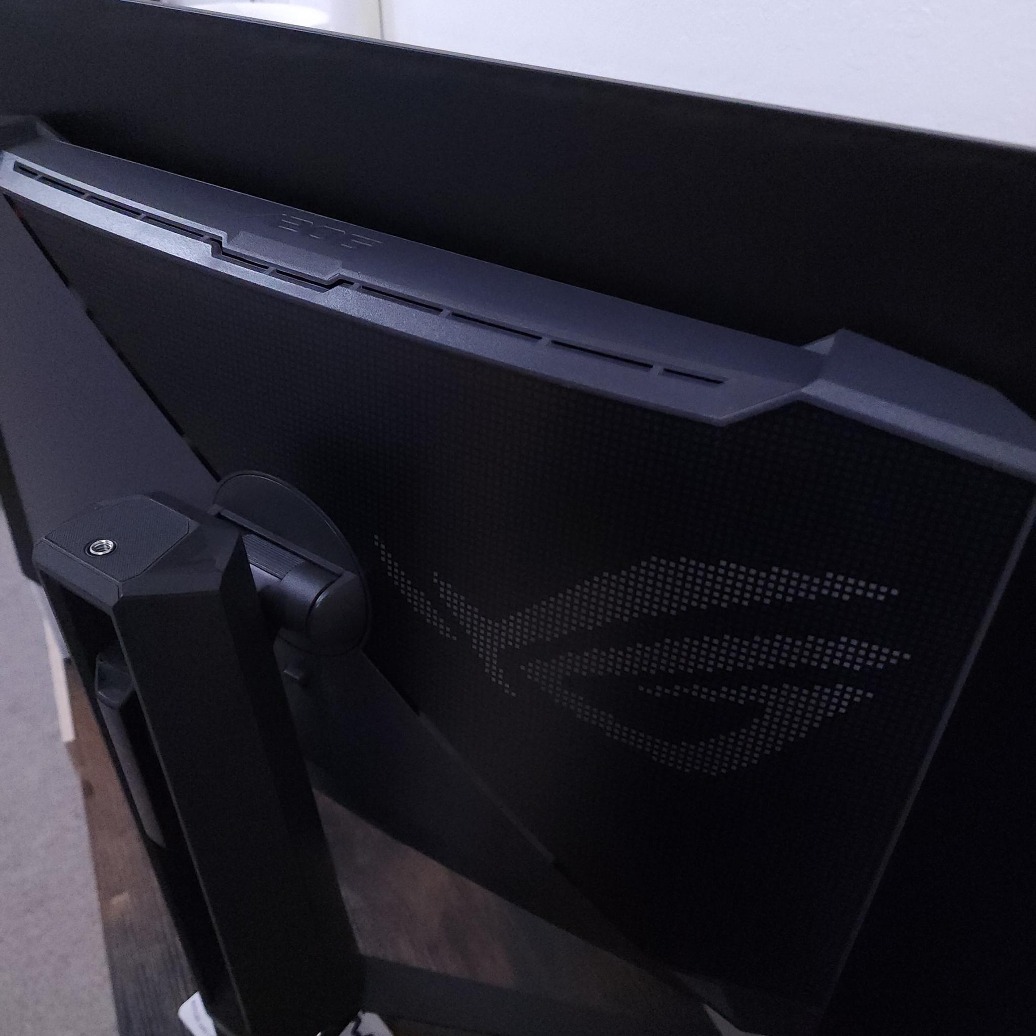 ASUS ROG Swift 32" 4K OLED Gaming Monitor UHD 3840 x 2160 QD-OLE 240Hz PG32UCDM