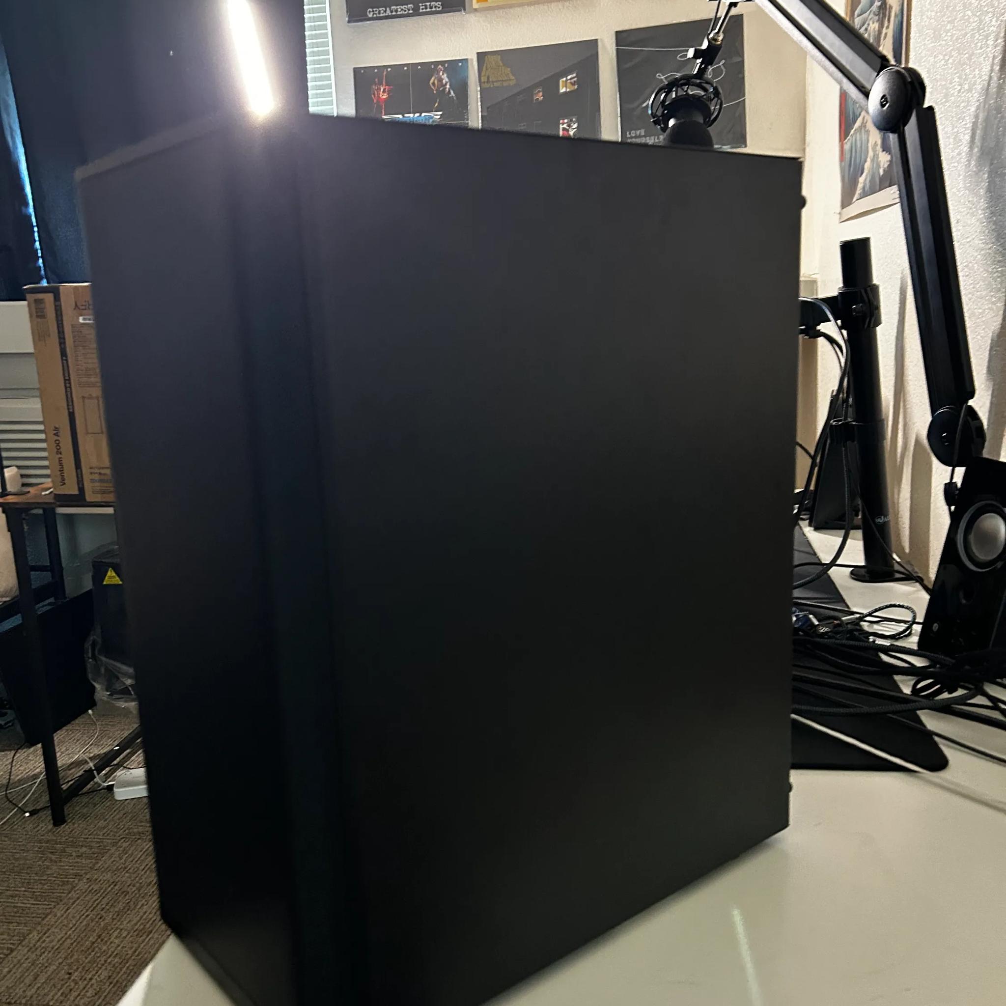 LIGHTLY USED GAMING PC! Ryzen 7 5700X3D + 32GB DDR4 + RTX 3070!