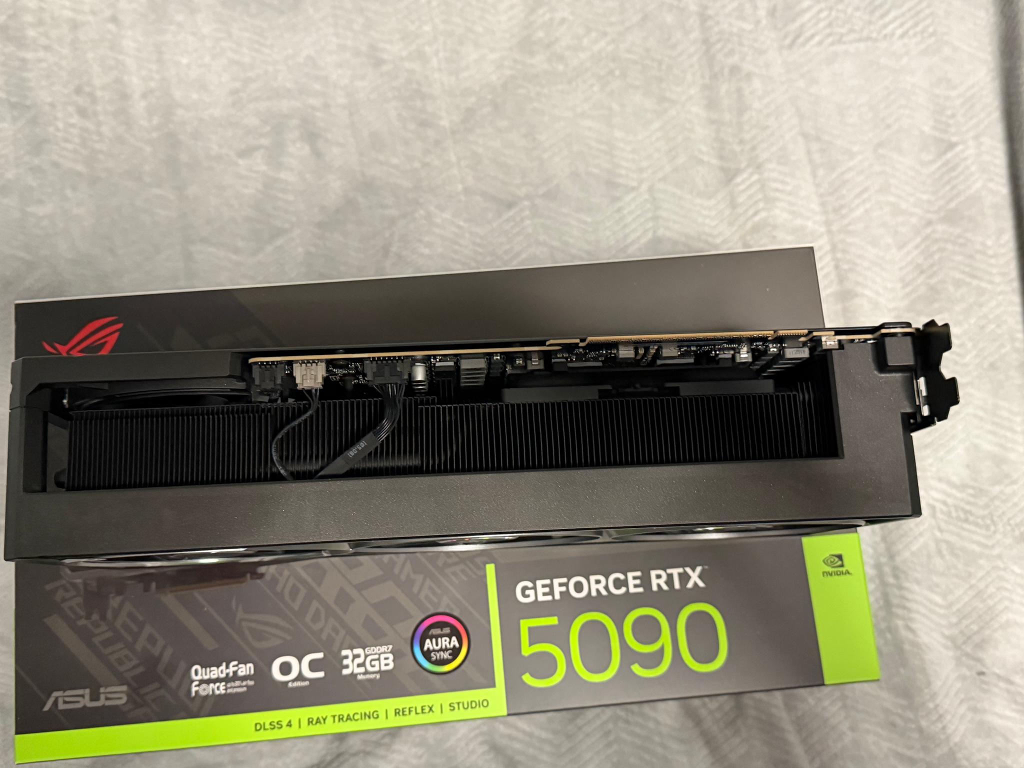 ASUS ROG Astral GeForce RTX 5090 32GB GDDR7 OC Edition