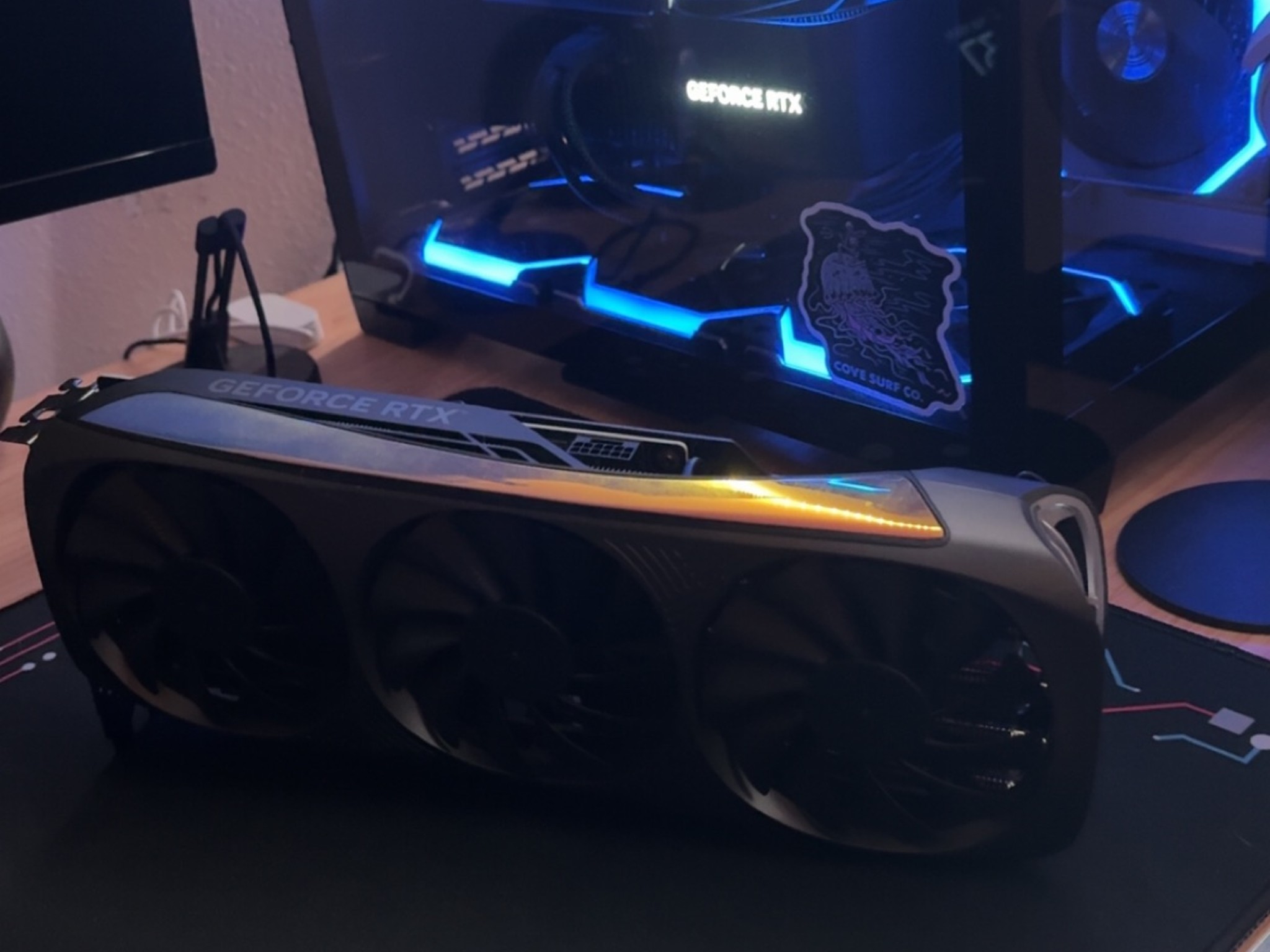GeForce RTX 4070 Into the Spiderverse Edition