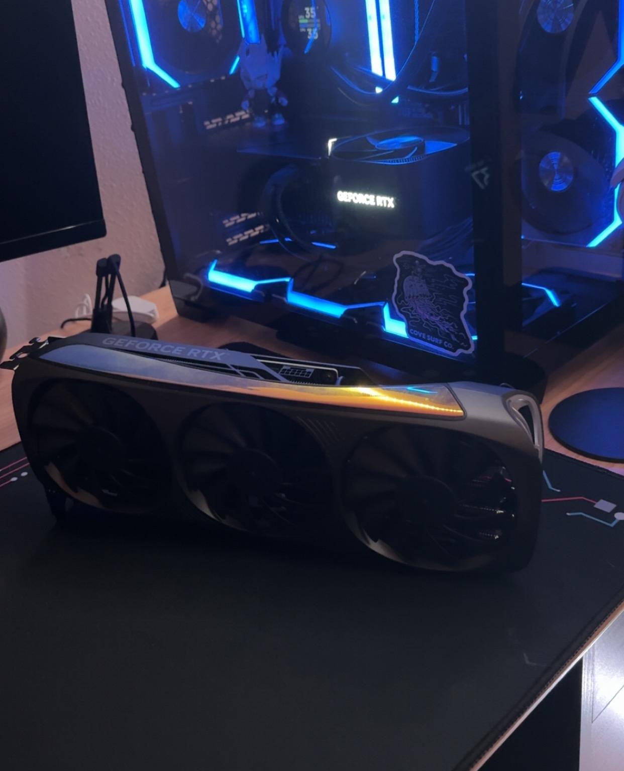 GeForce RTX 4070 Into the Spiderverse Edition