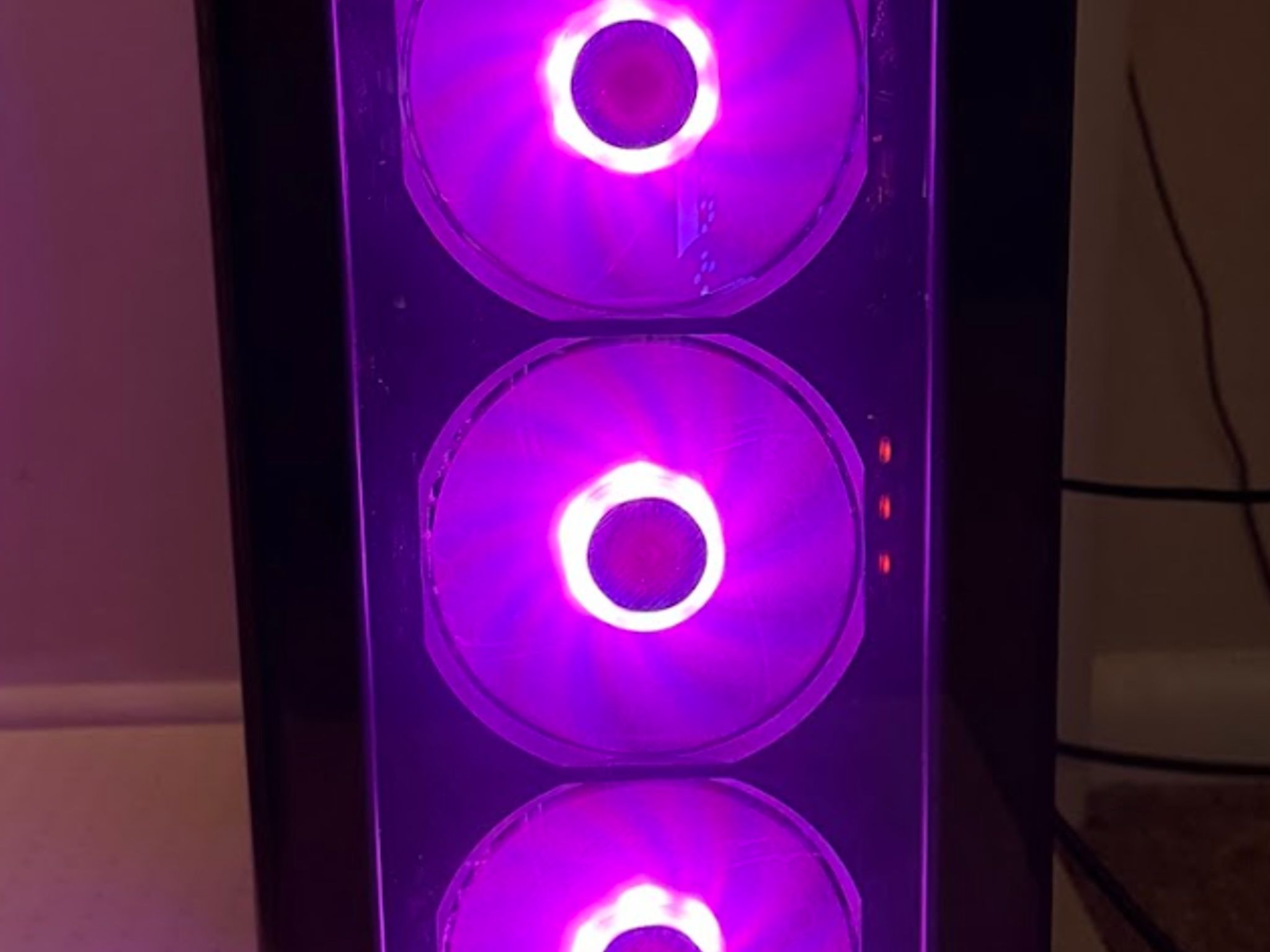 1440P Ultra Gaming PC. 8700k+3060TI Msi +16GB Ram, 256SSD+1TBHD, Corsair Liquid Coo...