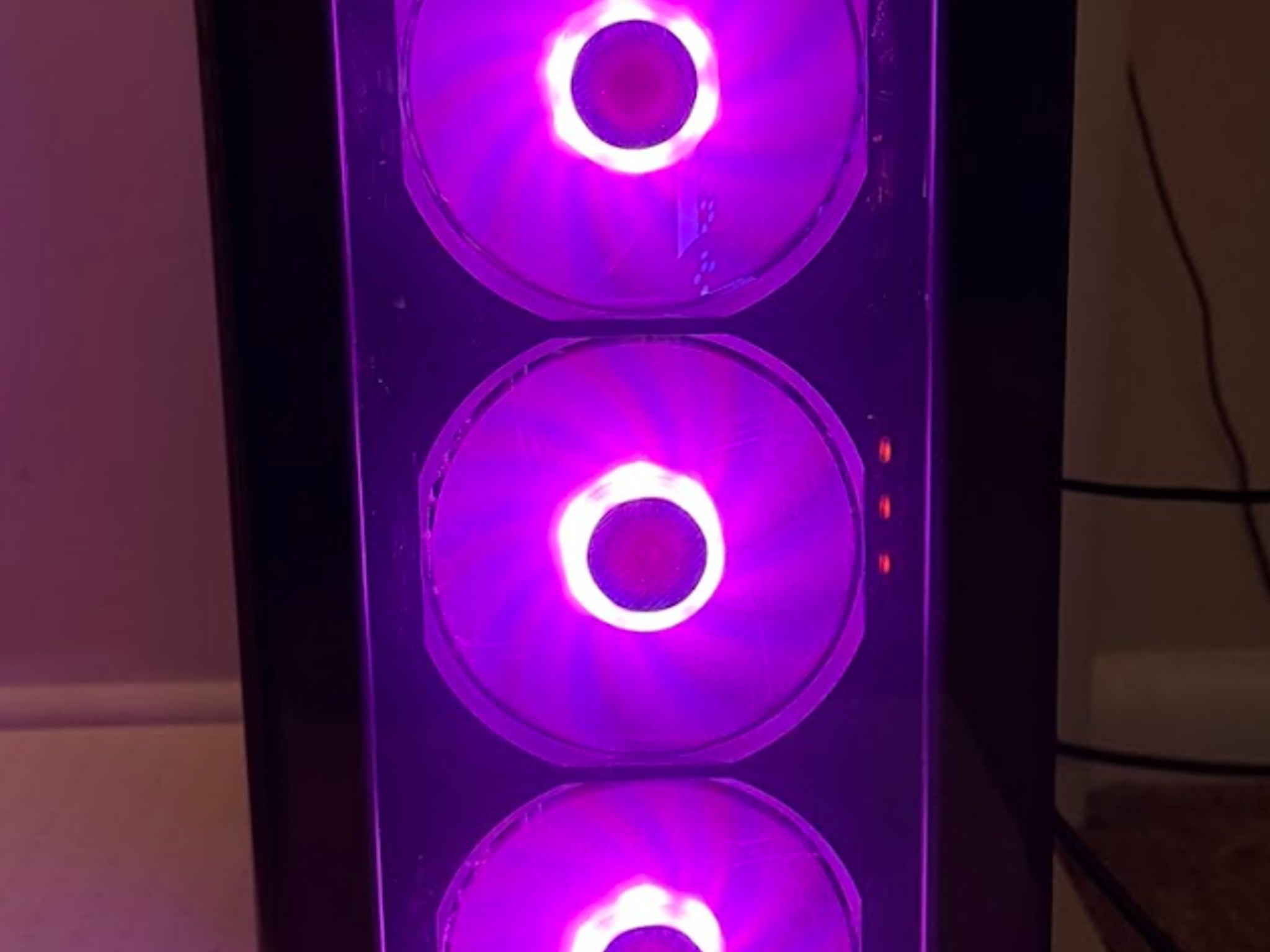 1440P Ultra Gaming PC. 8700k+3060TI Msi +16GB Ram, 256SSD+1TBHD, Corsair Liquid Coo...