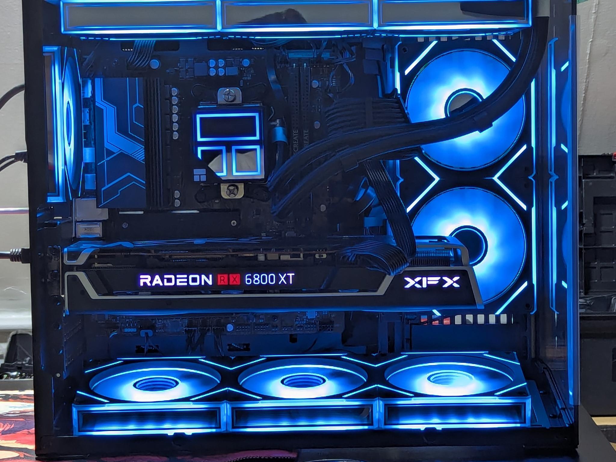 Gaming PC|AMD Ryzen 7 9700X|32 GB DDR5 6000|AMD Radeon RX 6800 XT 16GB|1 TB SSD|Windows 11 Pro
