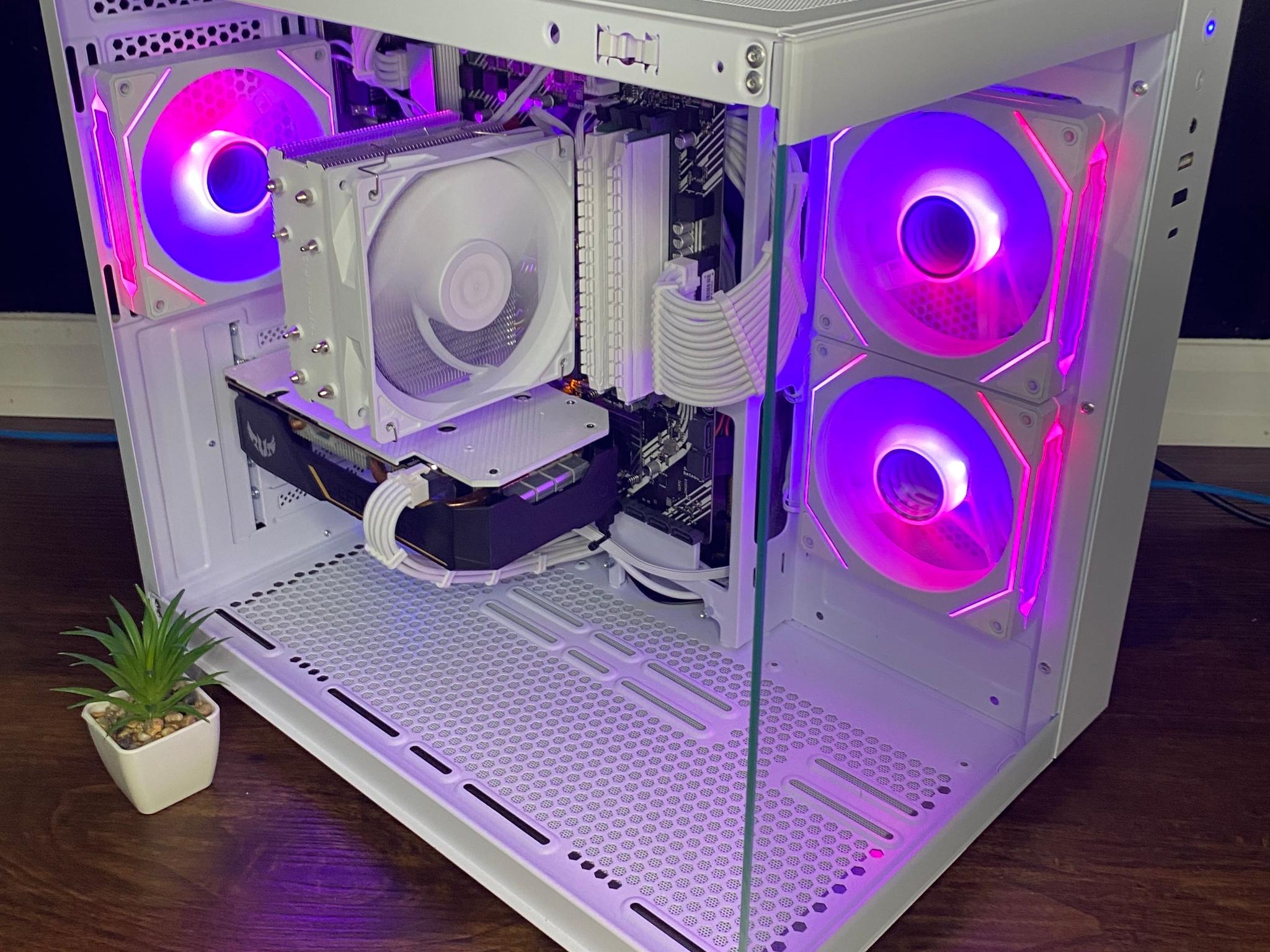 White Gaming PC (GTX 1660 S 6GB + AMD Ryzen 5 3600X + 16GB DDR4 + SSD)