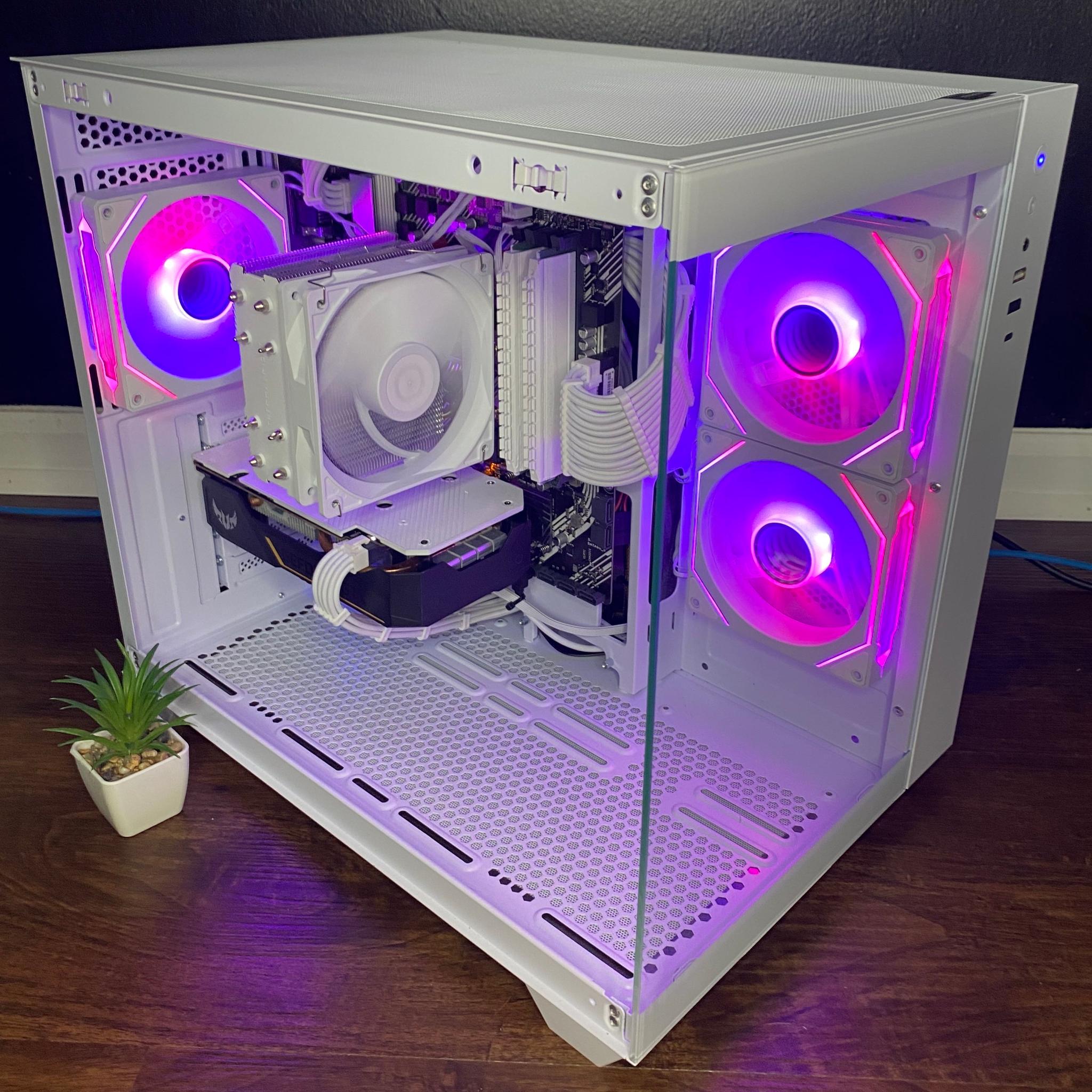 White Gaming PC (GTX 1660 S 6GB + AMD Ryzen 5 3600X + 16GB DDR4 + SSD)