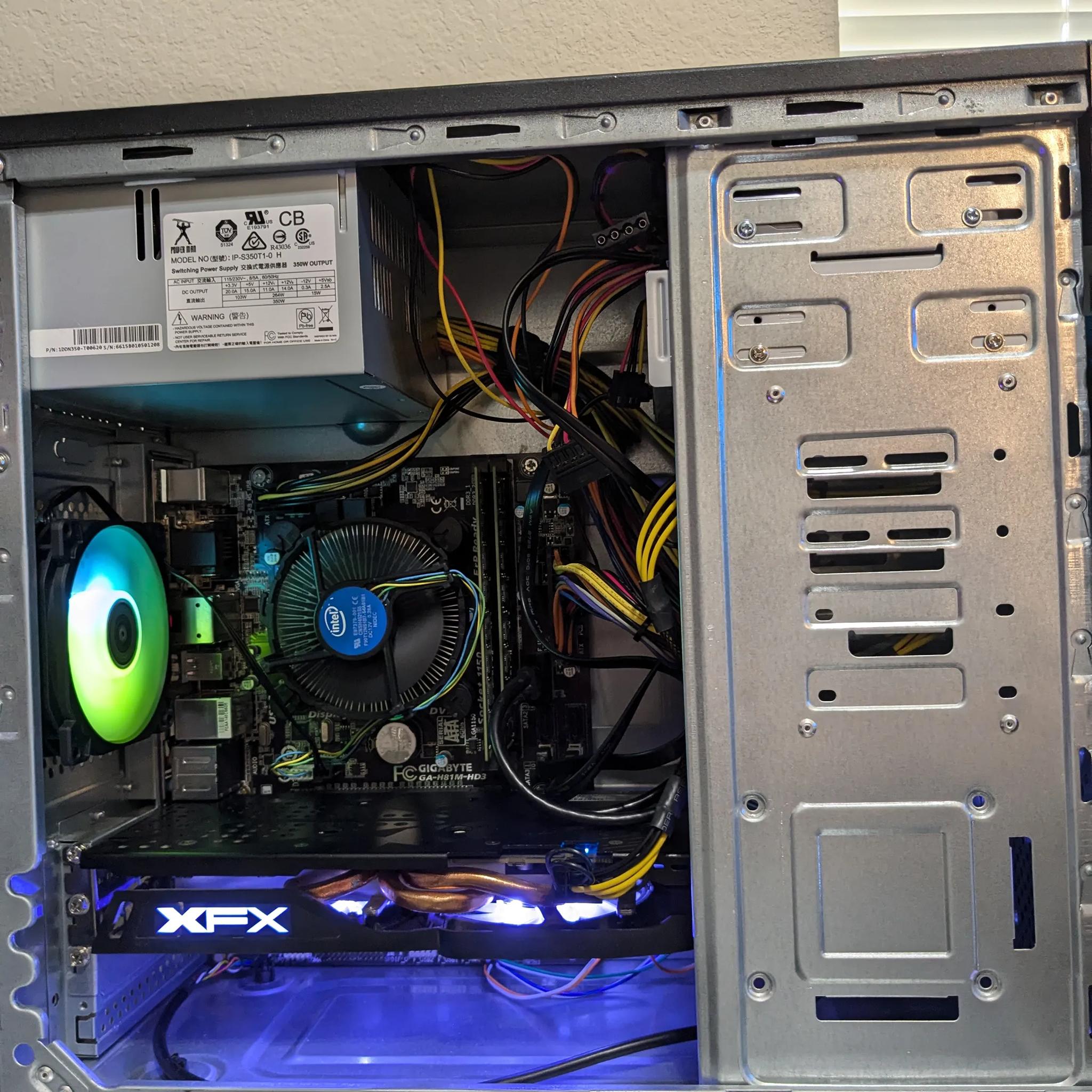 Subtle Gamer ~ i5-4570, 16GB RAM, RX 480 4GB, 400GB SSD, WiFi, RGB, Win10