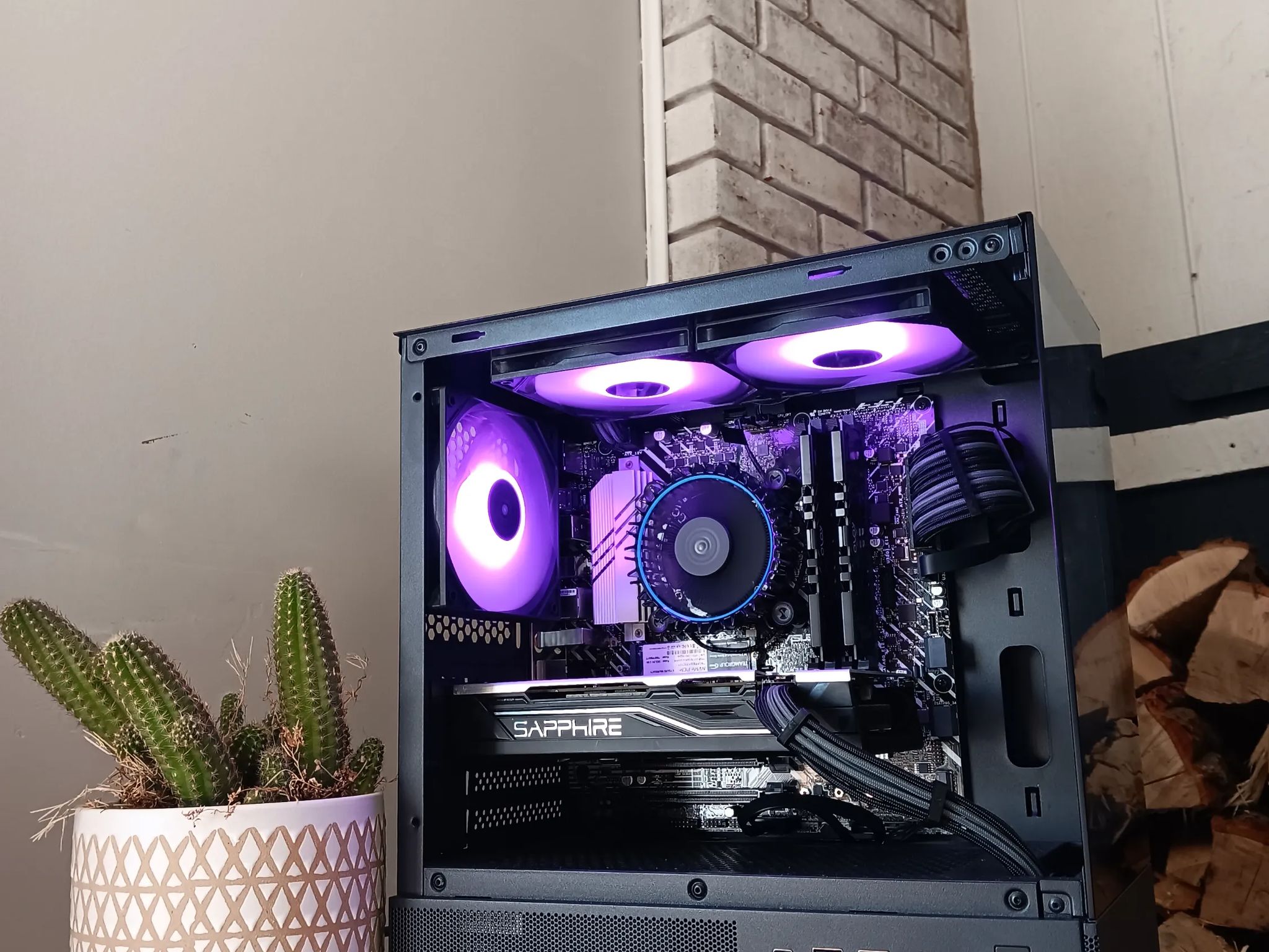 💎Budget Aesthetics💎/Rx 580 8gb/Intel i3-12100f/16gb ddr4 3200mhz/1tb nvme/