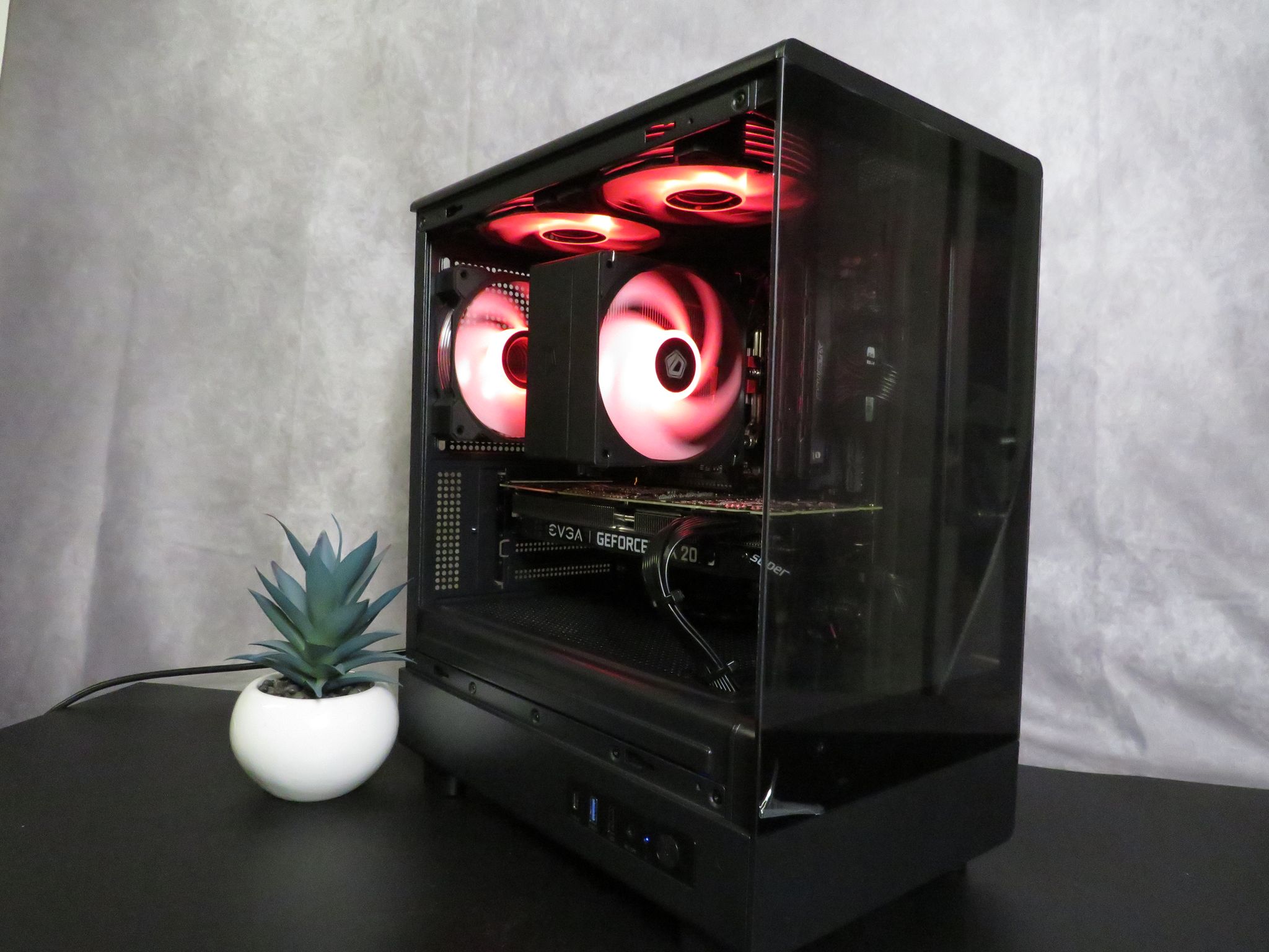 Great Mid-Range Gamer: Ryzen 5 3600 + RTX 2070 Super + 16 GB DDR4 + 1 TB NVME SSD