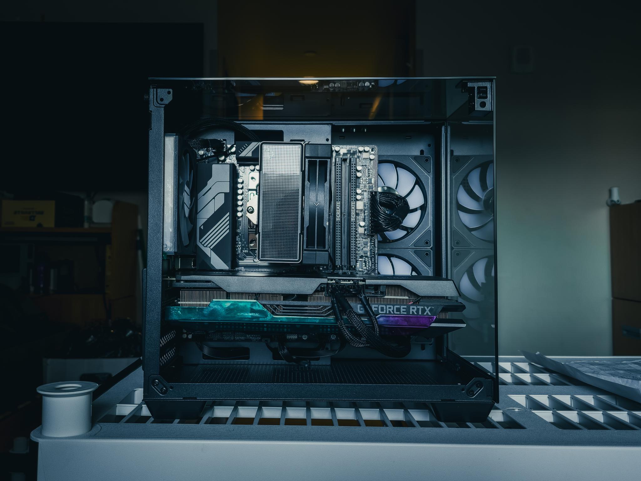 Zotac GAMING AMP Holo GeForce RTX 3080 Ti