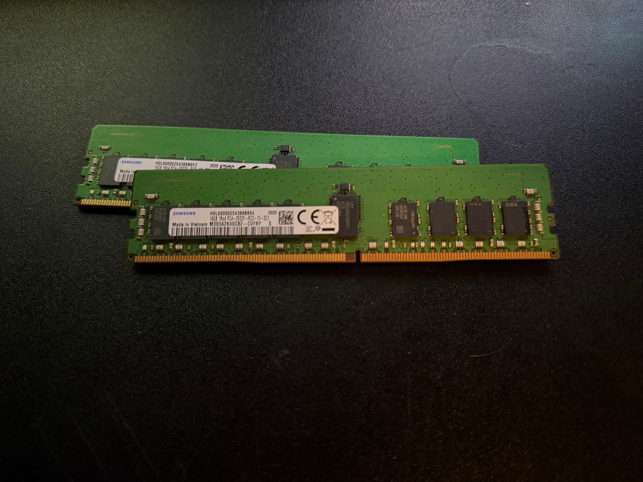 32GB DDR4 SERVER RAM (untested) (16x2)