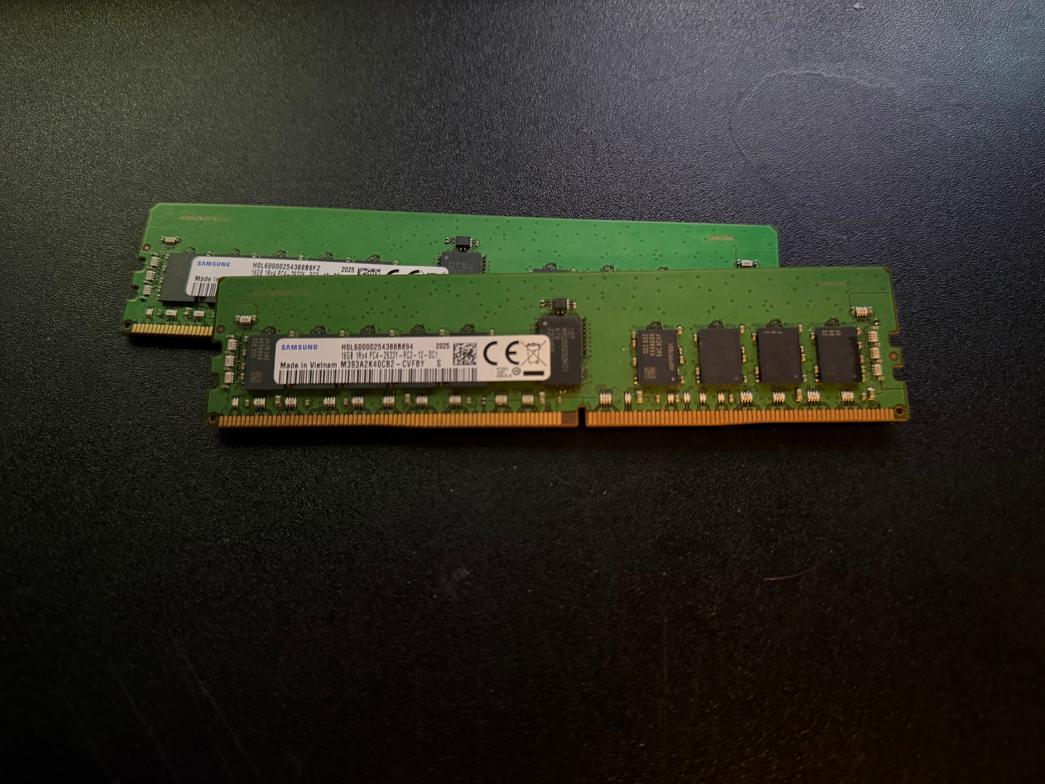 32GB DDR4 SERVER RAM (untested) (16x2)