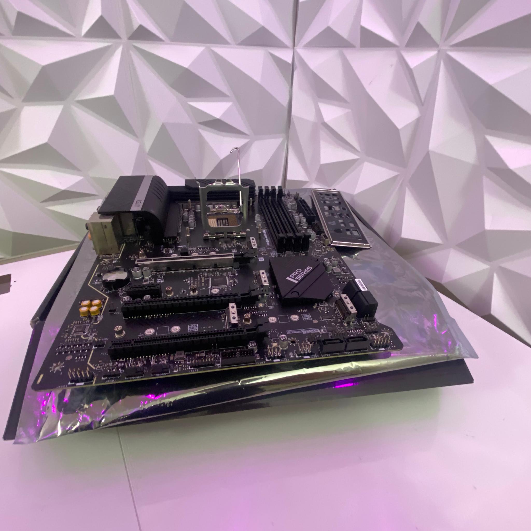 MSI PRO B760M-A WiFi DDR4 ProSeries Motherboard | LGA 1700 | READ DESCRIPTION