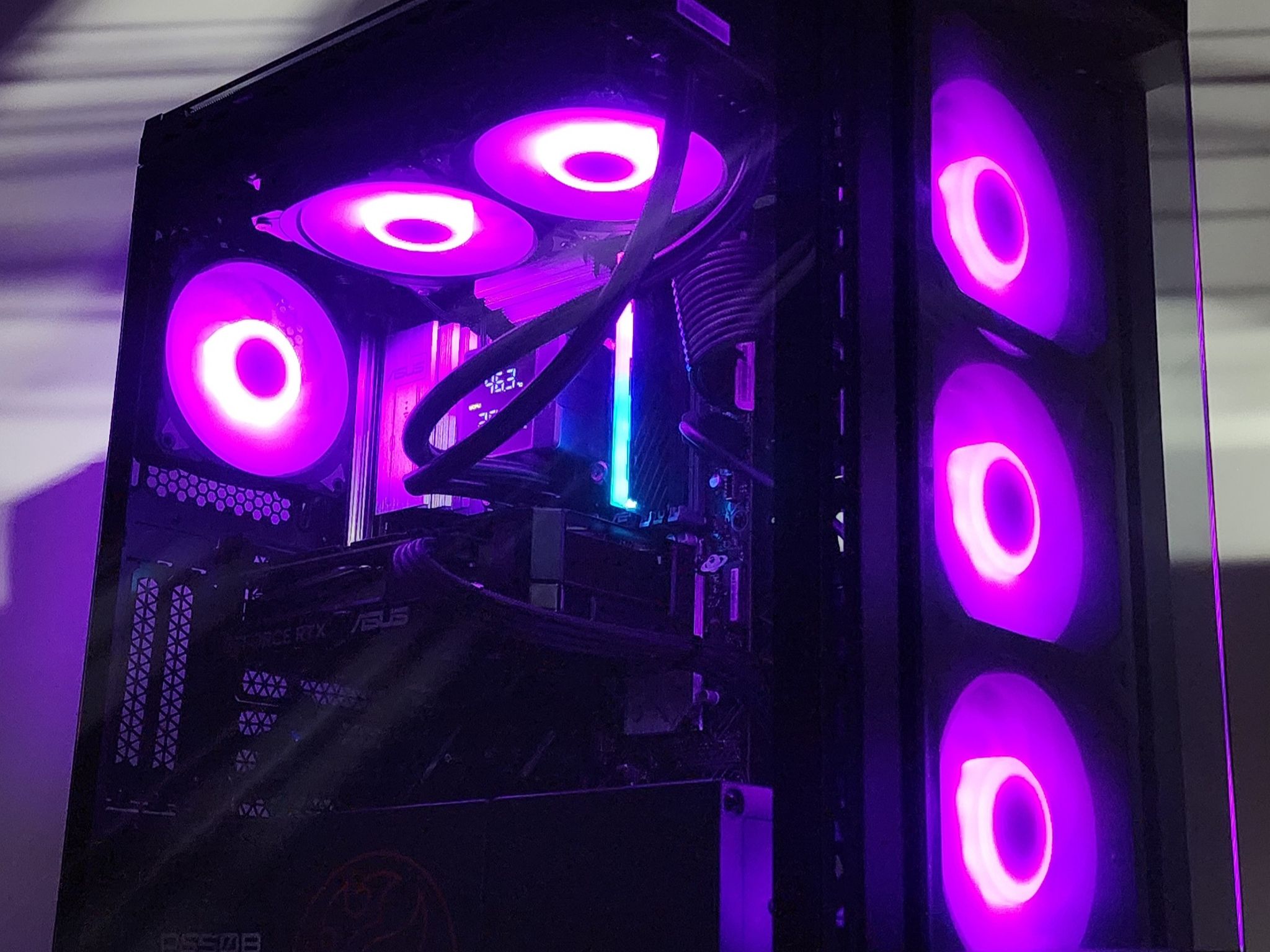 Gaming PC Ryzen 7 7800X3D 16GB RAM 1TB SSD RTX 5060 Ti 16GB Windows 11 Computer
