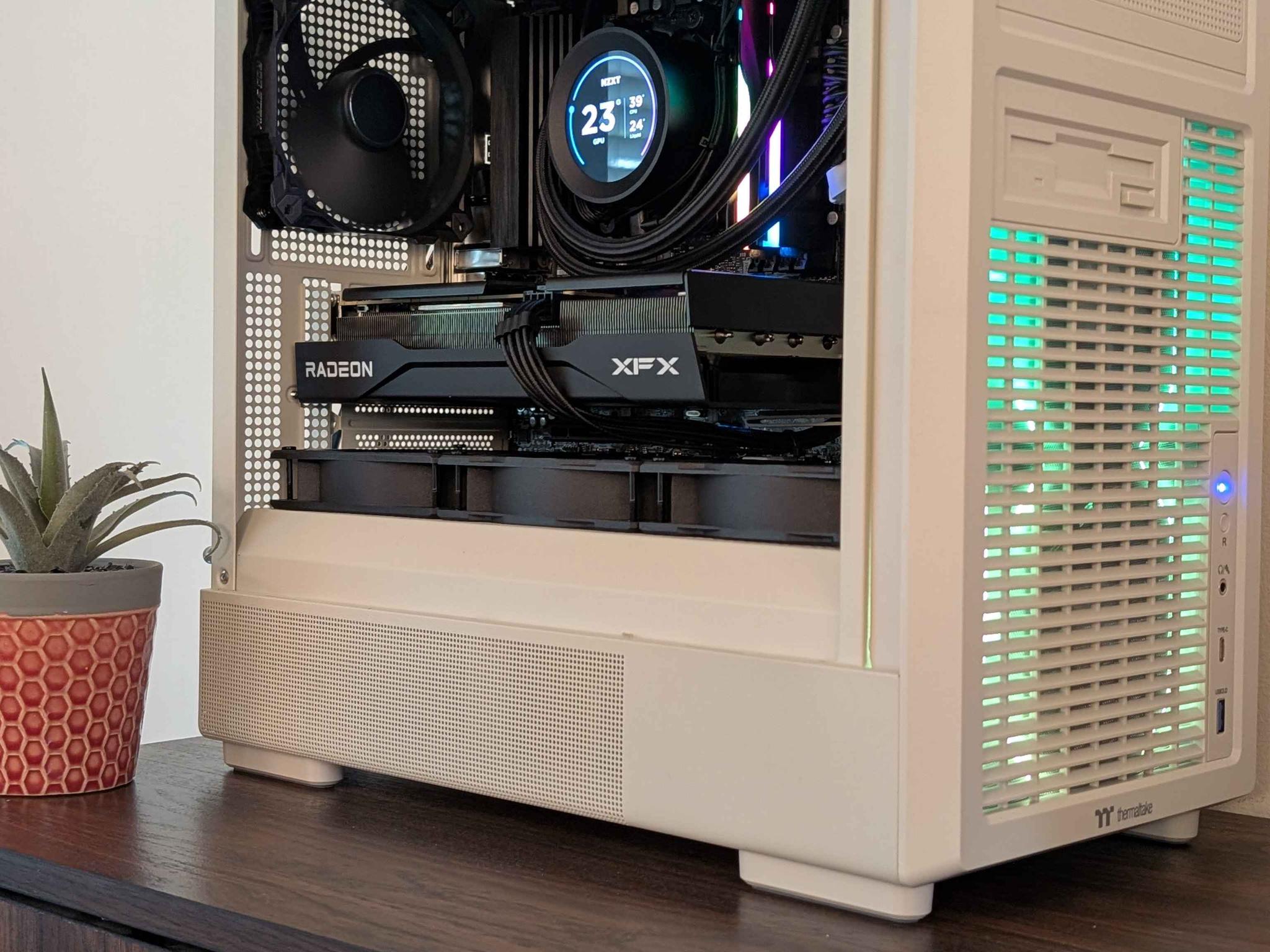 RX 9060 XT 16GB | Ryzen 5 7500X3D | 32GB DDR5-6000 | 1TB NVMe | Corsair RMe 850W