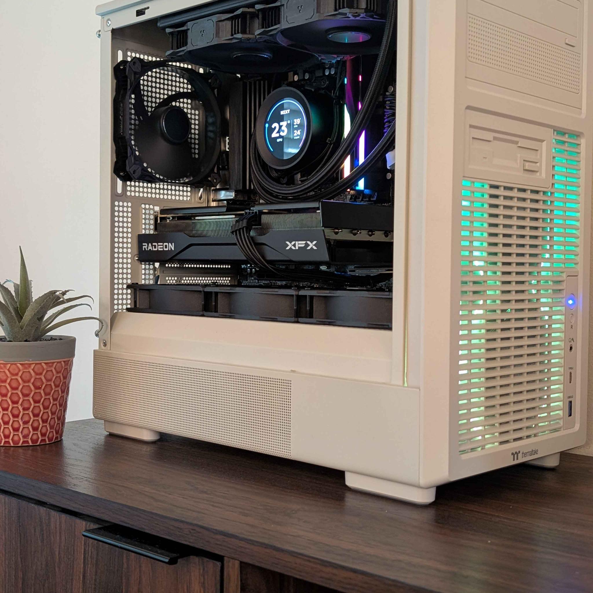 RX 9060 XT 16GB | Ryzen 5 7500X3D | 32GB DDR5-6000 | 1TB NVMe | Corsair RMe 850W
