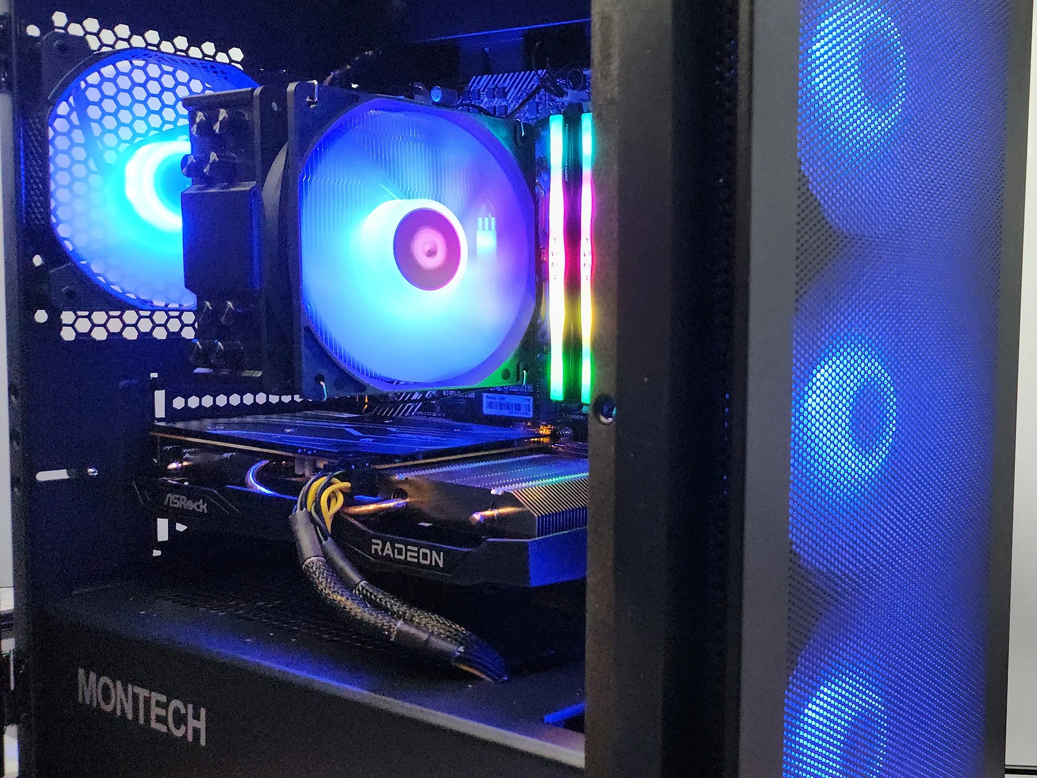 "Air 100" Gaming PC Ryzen 5 5500 / 16GB DDR4 / 1TB SSD / RX6600 8GB