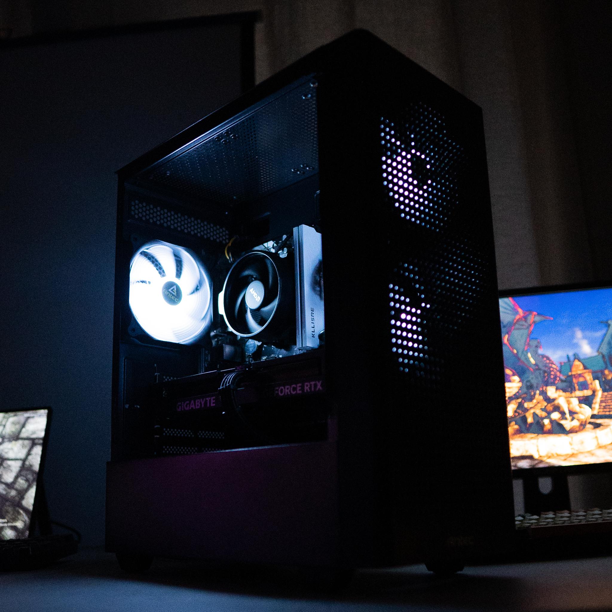 ⛈️❄️ | GIGABYTE RTX 4060 Ti | RYZEN 7 5700X | 32GB DDR4 RAM | 2TB NVME SSD | Arctic Snow 2.0