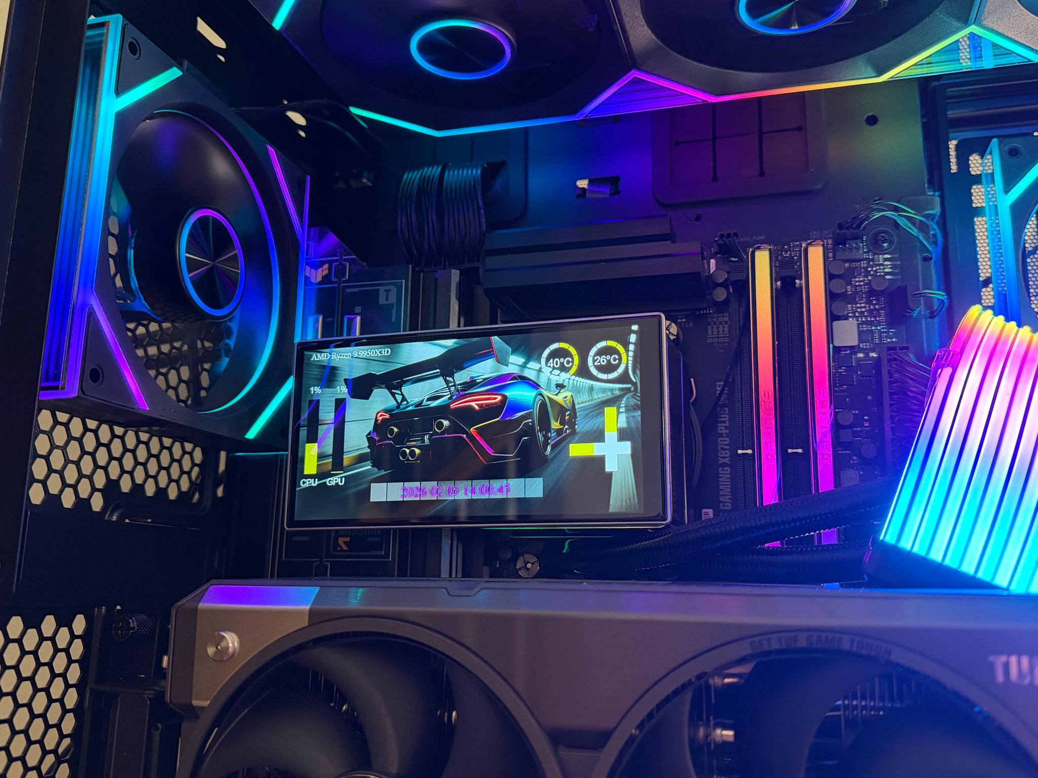 👑 APEX MIRRORSTORM SHOWCASE— 9950X3D | RTX 5080 | 32GB 8000mhz| 2tb 990 pro| 1000w PSU |