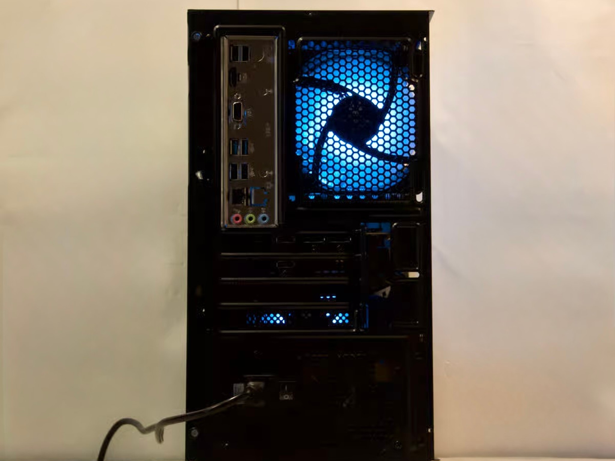 RTX 2080 Ti 11GB, Ryzen 5 3600, 16GB DDR4, 2TB Storage, WiFi - Custom Gaming PC