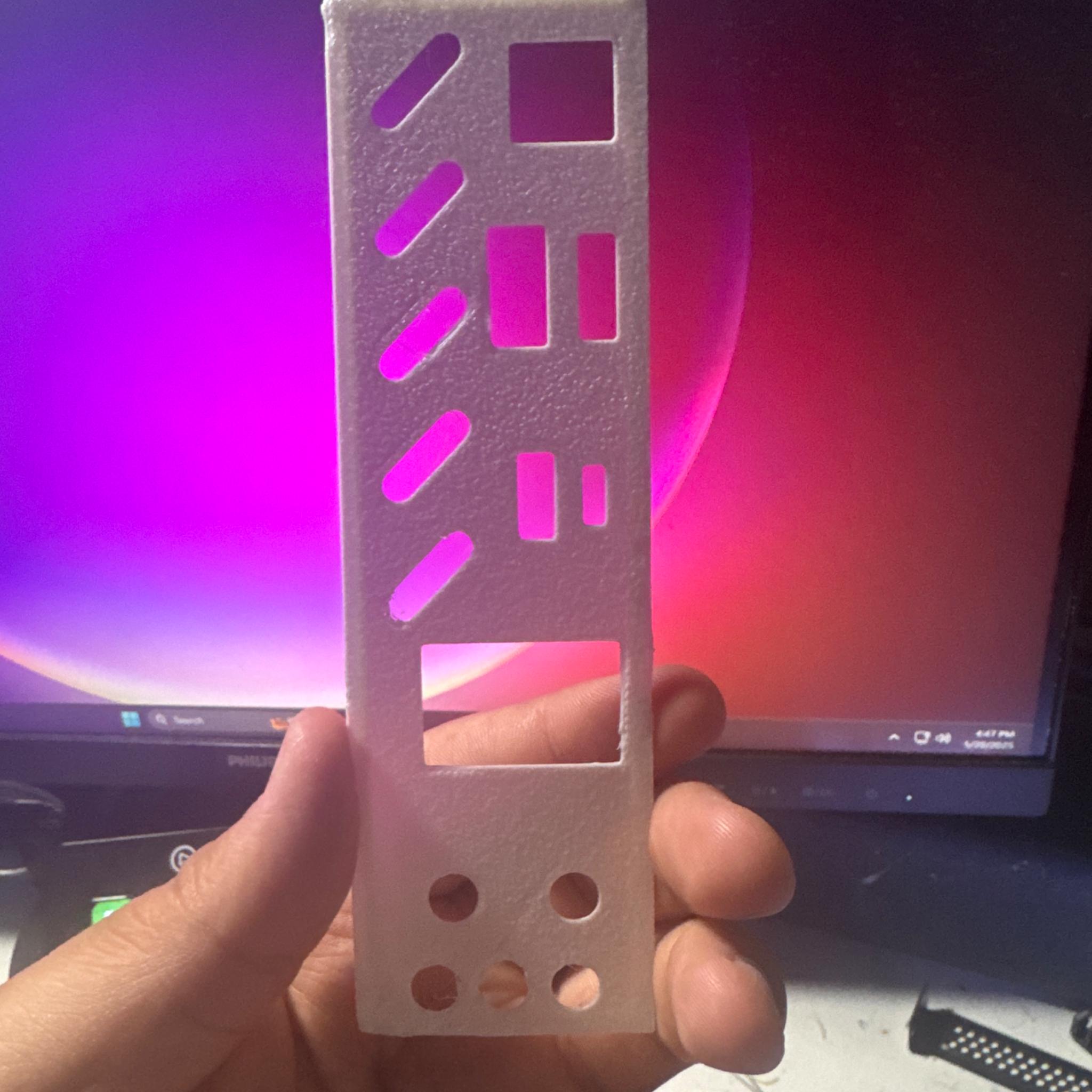 3D Printed Gigabyte B550 DS3H I/O shield