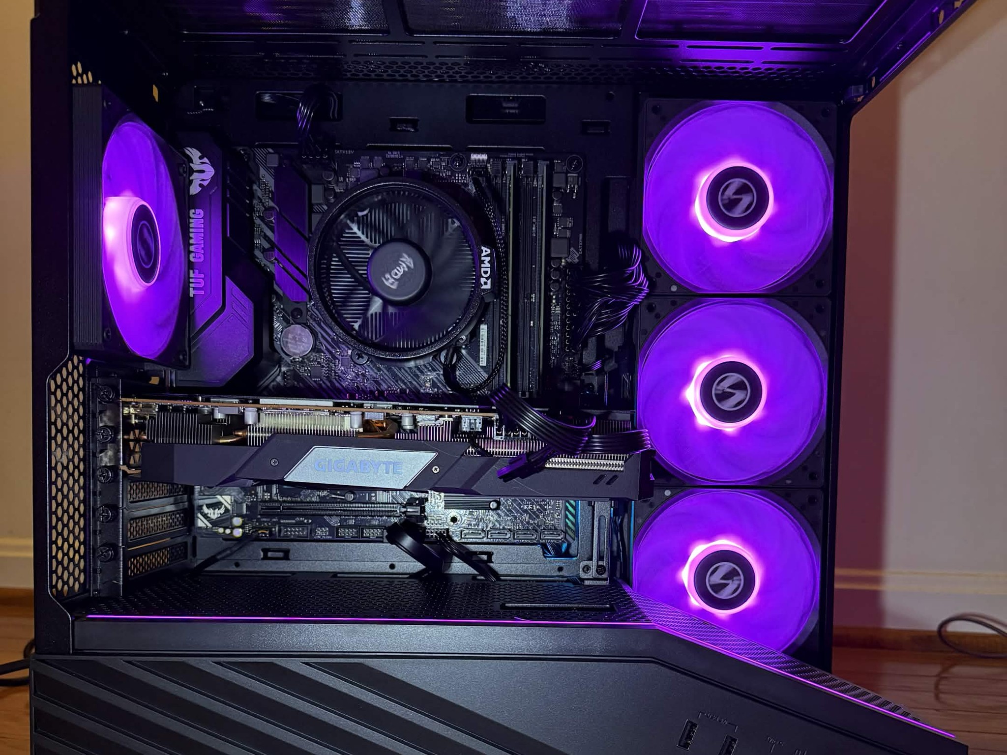 Gaming PC | RX 5700XT | Ryzen 5 5500 | 16GB RAM | Windows 11