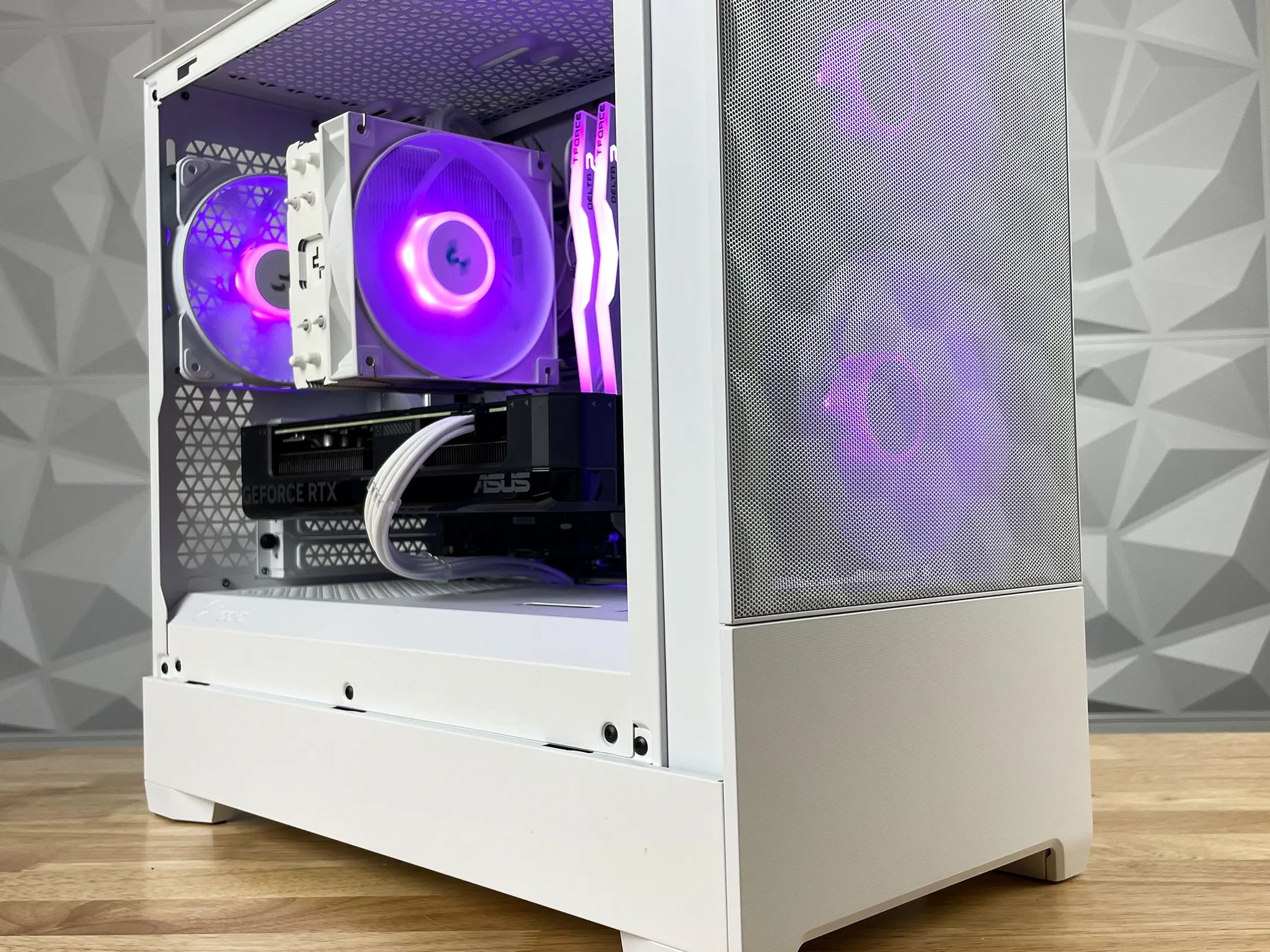 AES Glacier V2 - 13400F/RTX 4070 Gaming PC