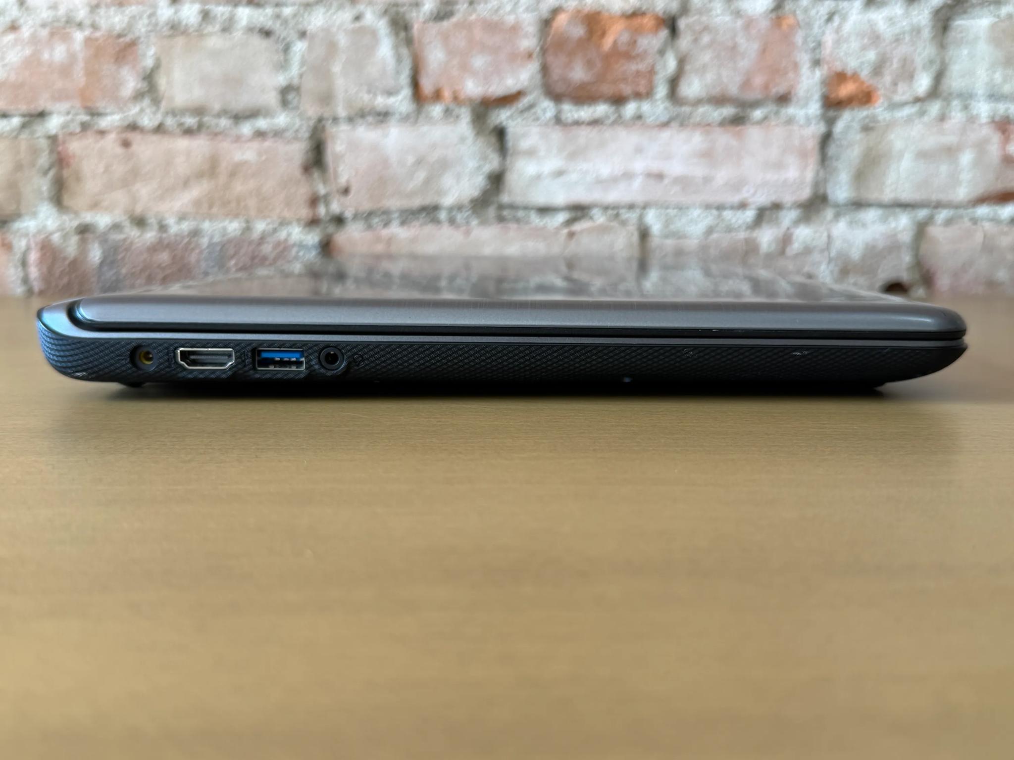 Acer Chromebook 15 CB3-532-C47C - Intel Celeron N3060 (Quad-Core) - 2GB RAM - 16GB eMMC - ChromeOS
