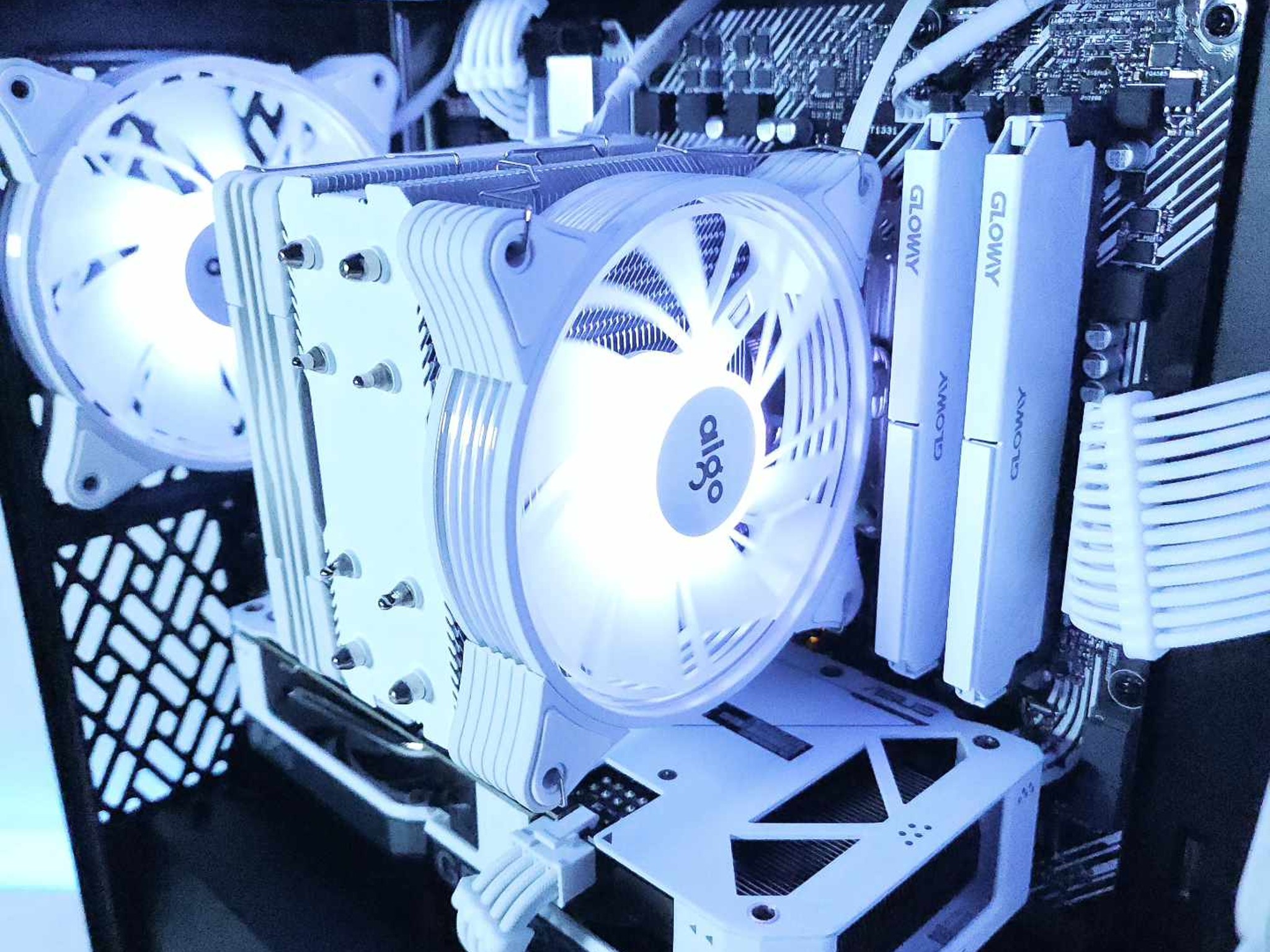 🤍🖤RTX 4060 || Ryzen 5 5600G || 1TB NVMe SSD || 32GB 3200MHz || 1080p Gaming PC