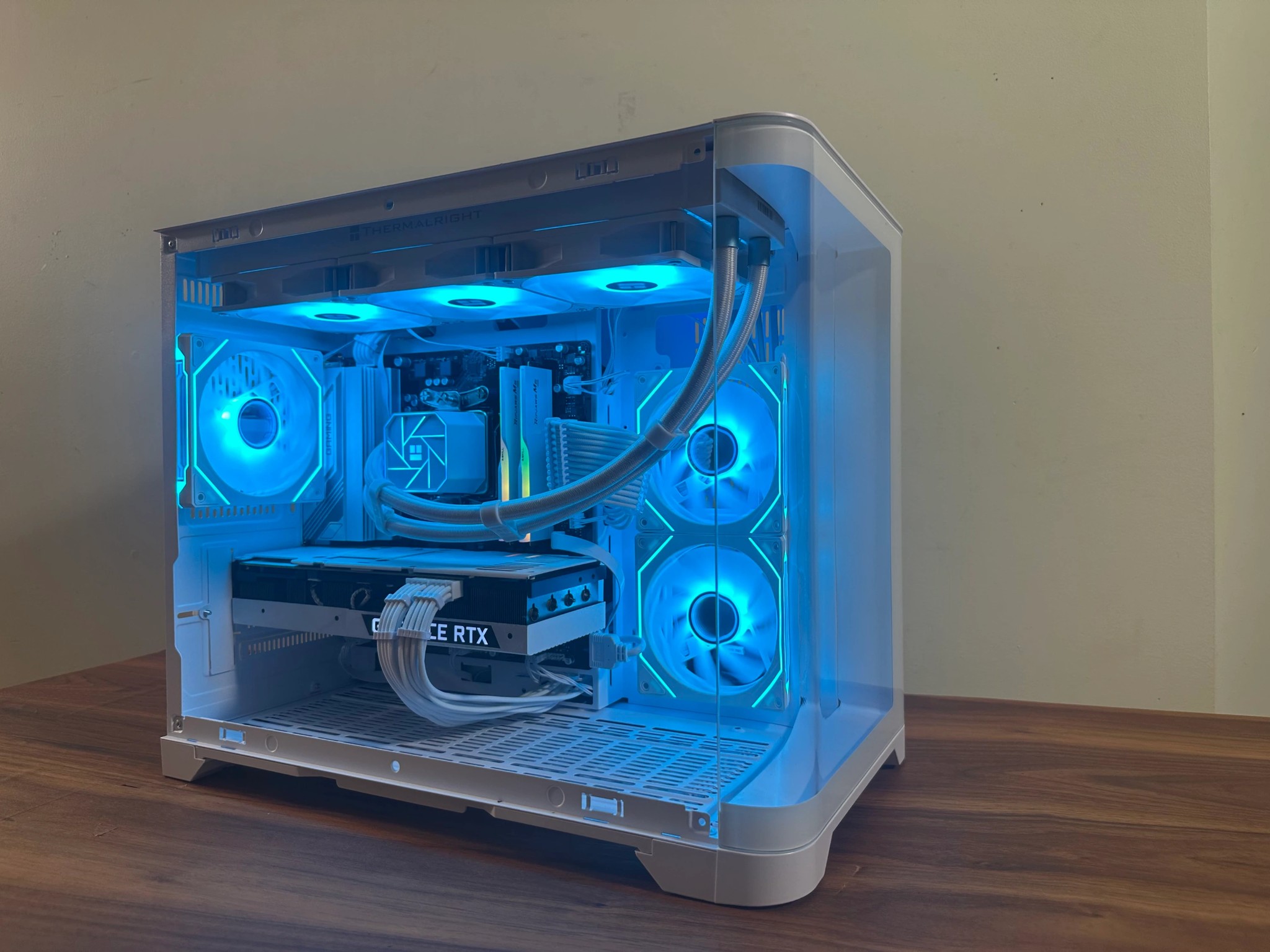 Arctic Storm 🏔️ | RTX 3080 | Ryzen 9 7900X | 32GB DDR5 | 360mm AIO