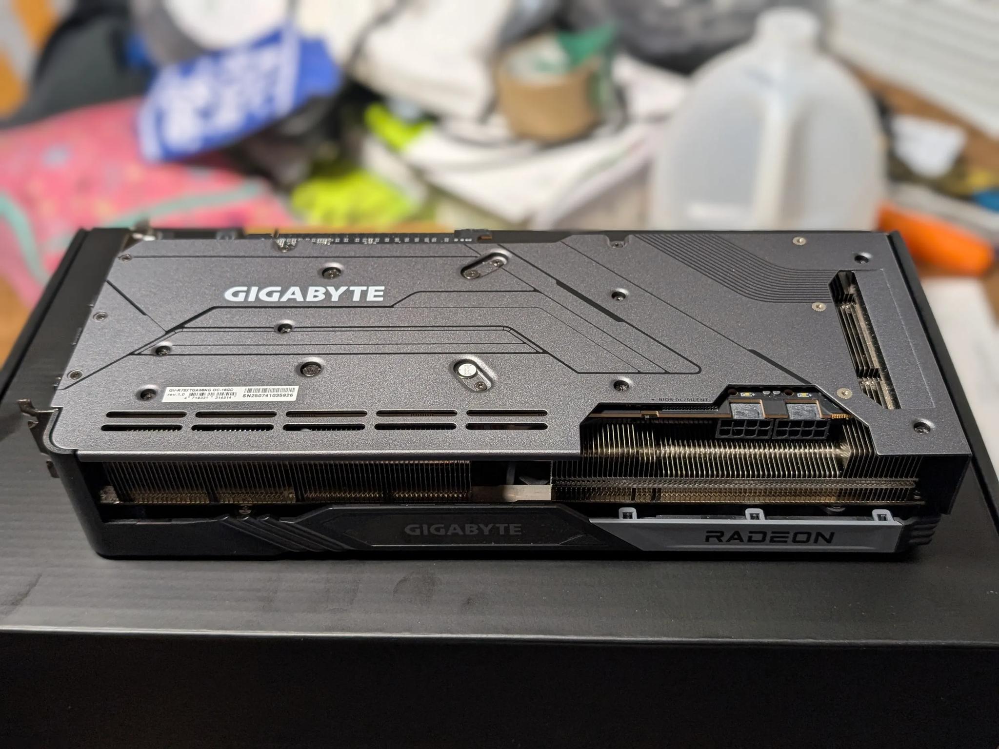 Radeon RX 7800 XT