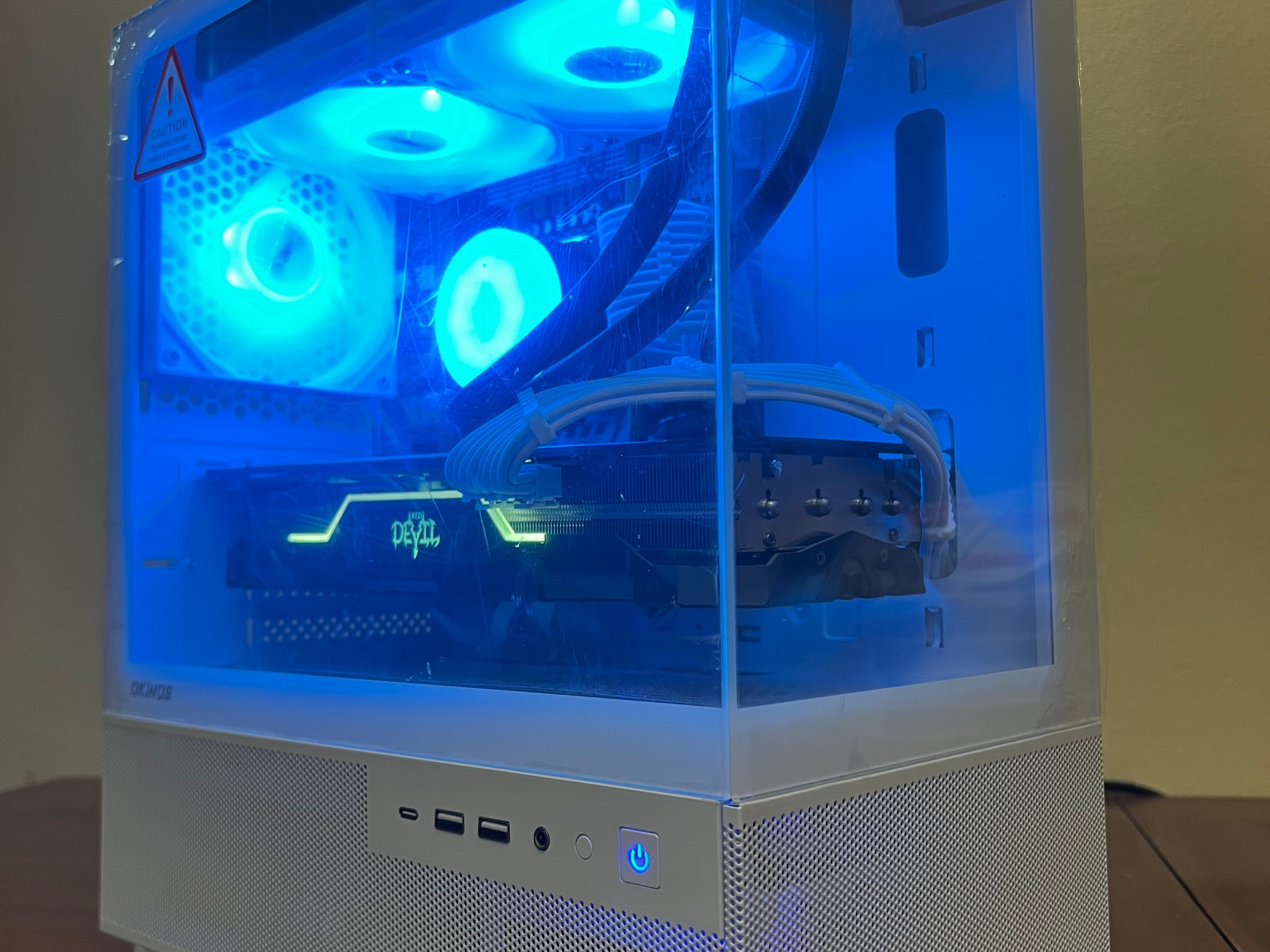 Water Cooled Intel 10 Core White Gaming PC RX 5700xt 8GB 1TB Storage 16GB RAM WIFi WINDOWS 10 Pro