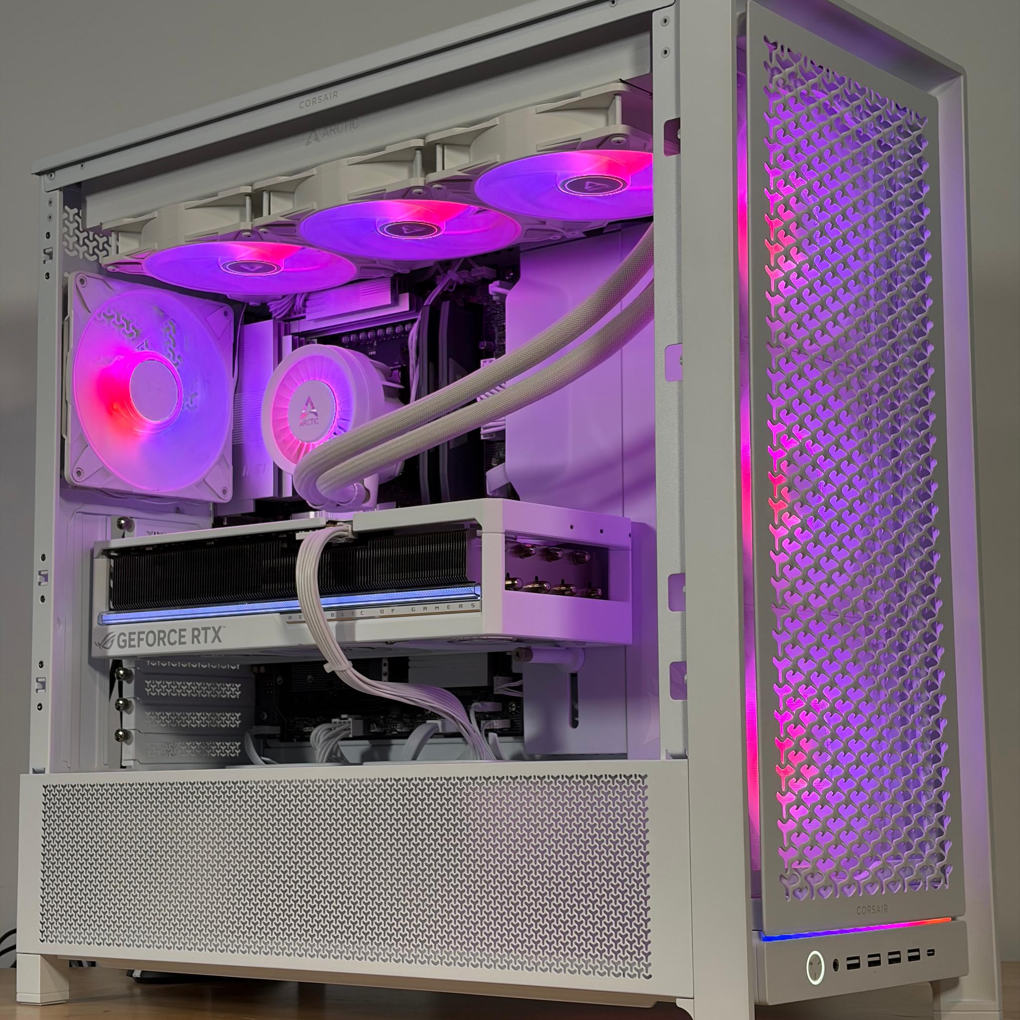 GeForce RTX 5090 Custom Gaming PC - Ryzen 7 9850X3D,