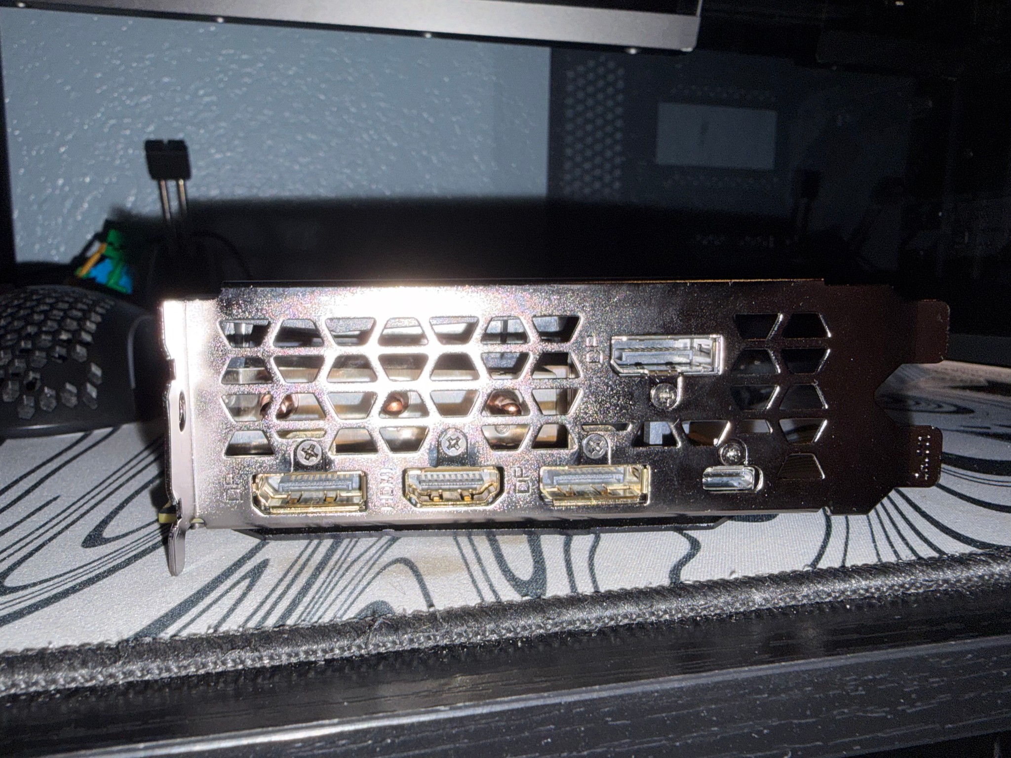 Gigabyte GAMING 8G GeForce RTX 2070