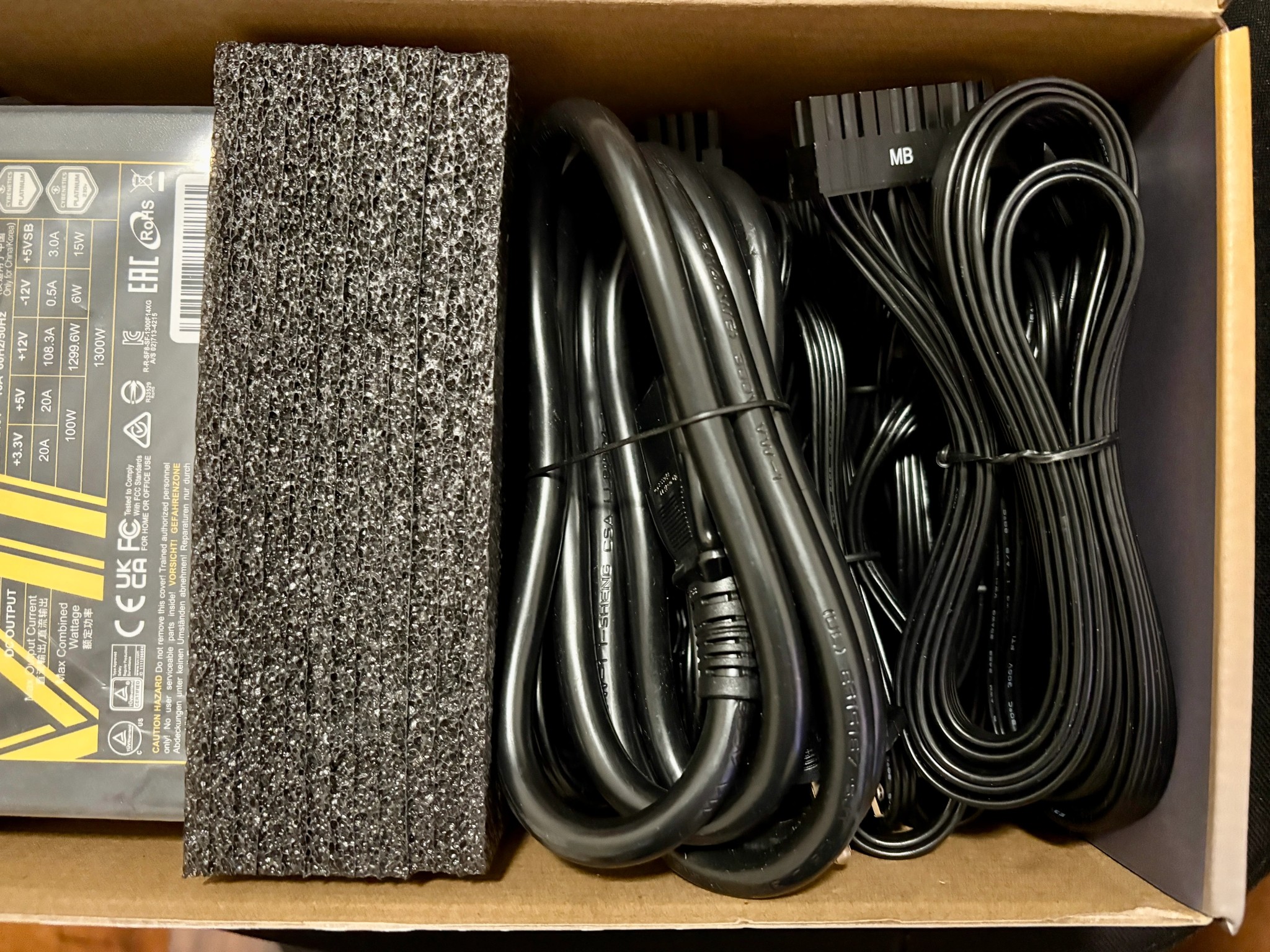 Super Flower LEADEX VII XG 1300