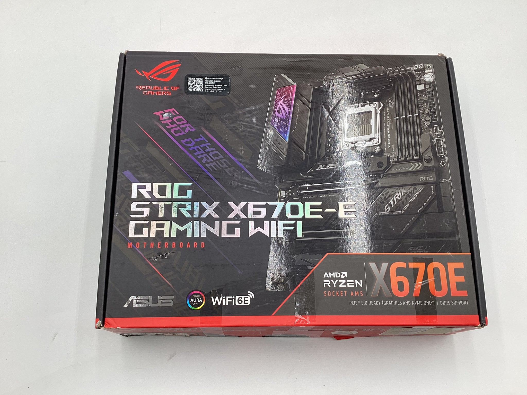 ASUS ROG Strix X670E-E Gaming Socket AM5(LGA 1718) Ryzen 7000 ATX Motherboard