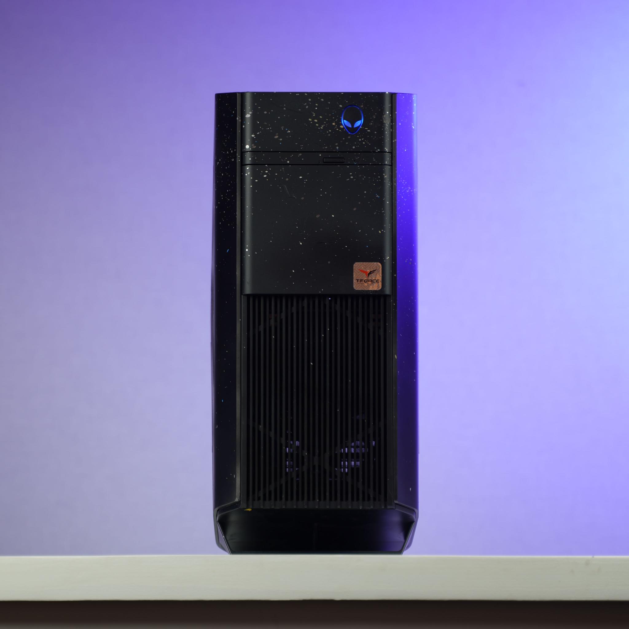 “Alienform 8” GTX 1070 Intel Core i7 6700 16GB 1TB Windows 11 Gaming PC Powerhouse