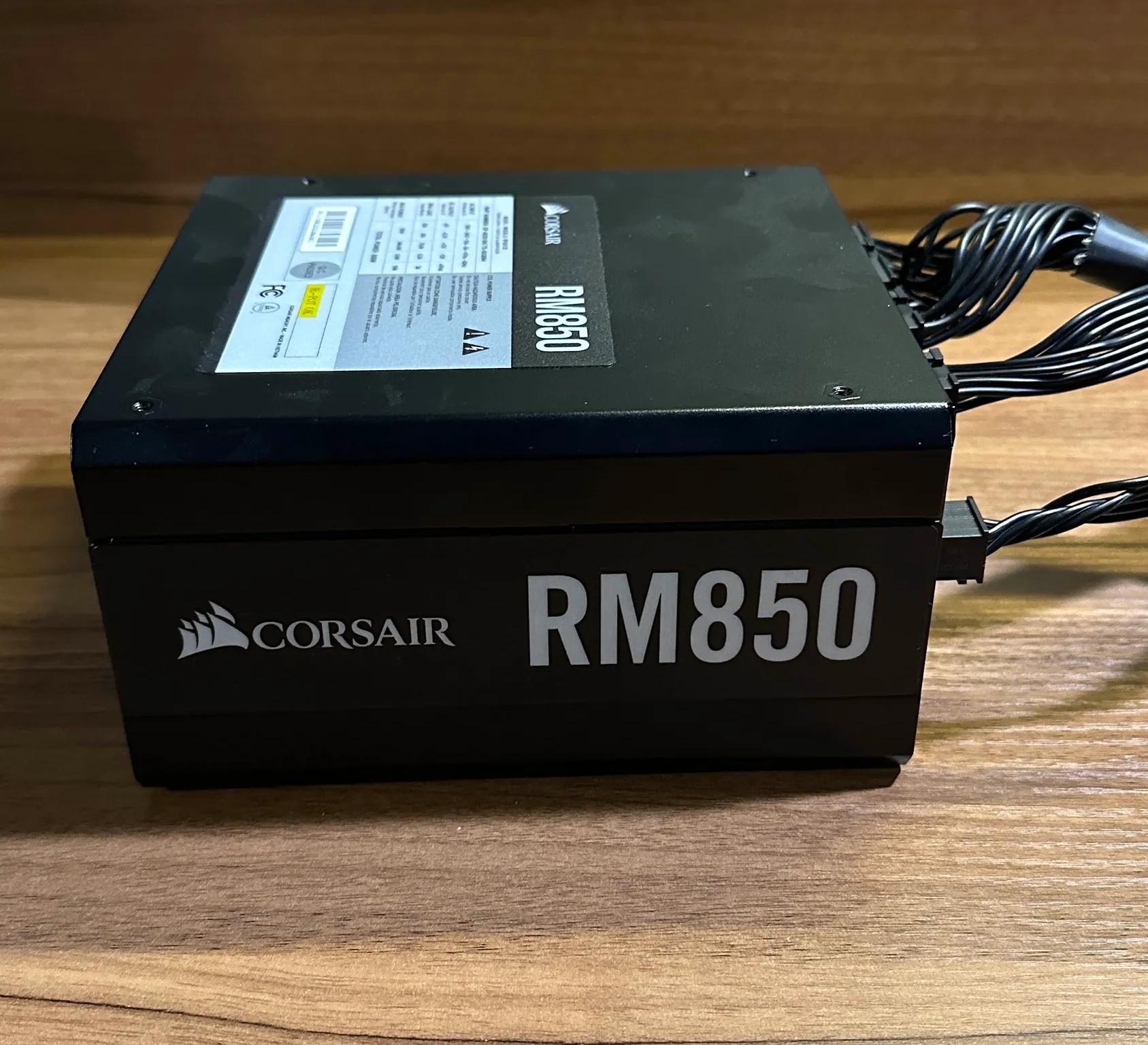 Corsair RM850 850W 80+ Gold ATX Modular Power Supply (Missing cables)