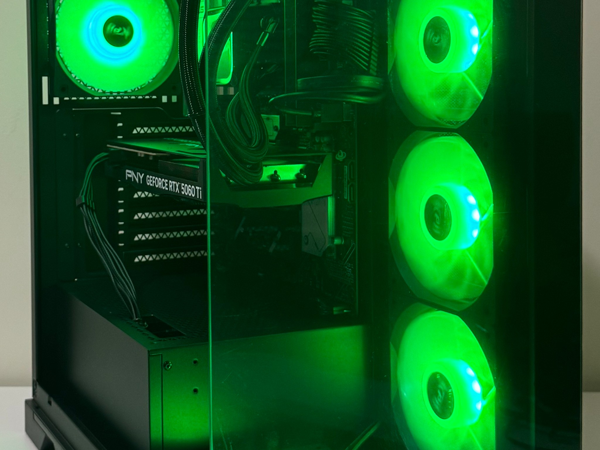 AMD X3D Ryzen 5 7500X3D 32GB DDR5 RAM GeForce RTX 5060 Ti 1TB Gen5 NVMe SSD Corsair 850W Gaming PC