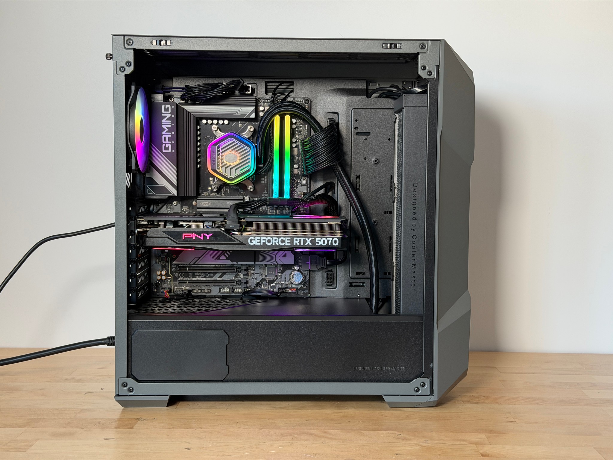 RTX 5070 Ryzen 5 7600x3d Gaming PC