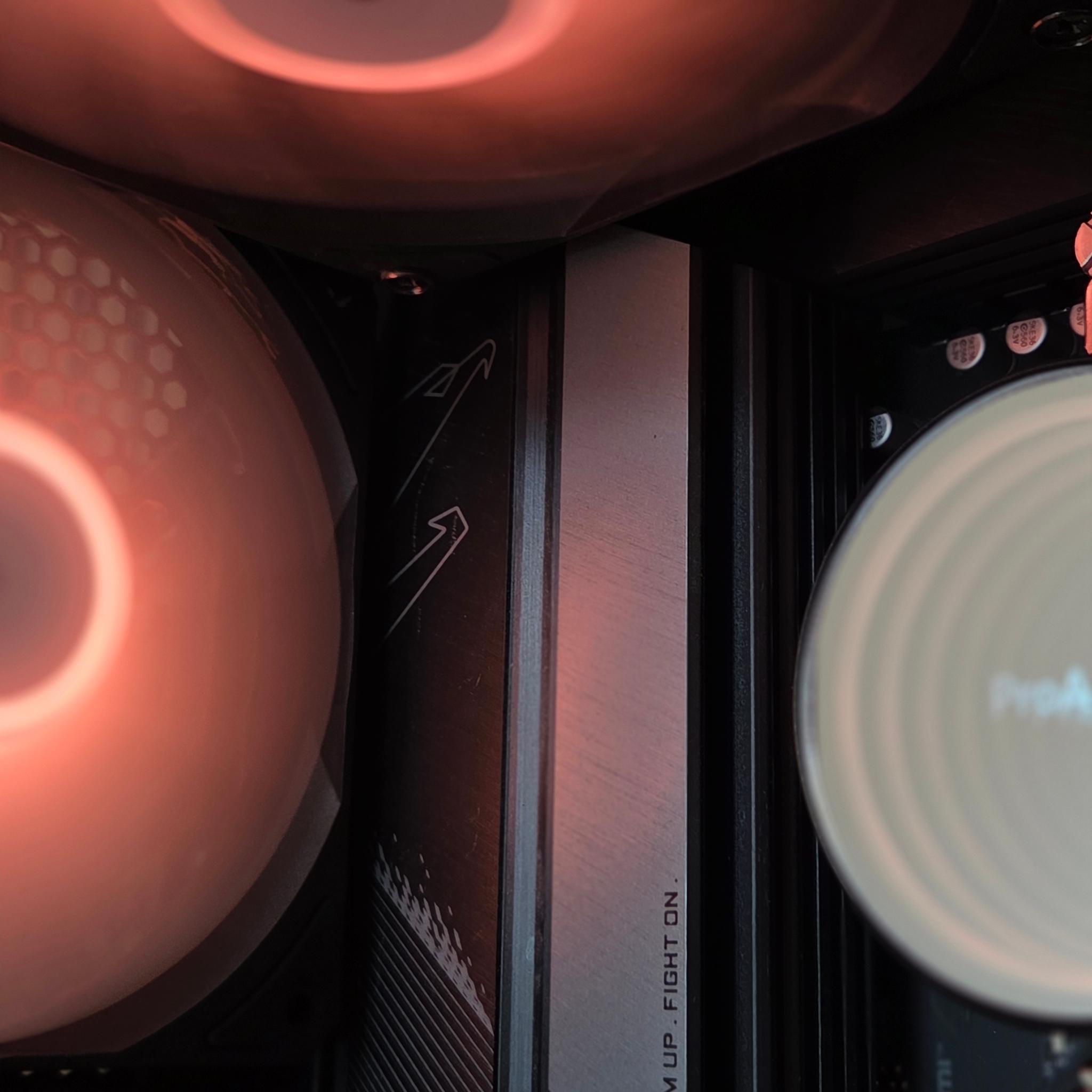 4K Gaming PC | Lian Li | 7800X3D | RTX 5070 12GB | 32GB DDR5 | 2TB NVME | Win11 | Wifi