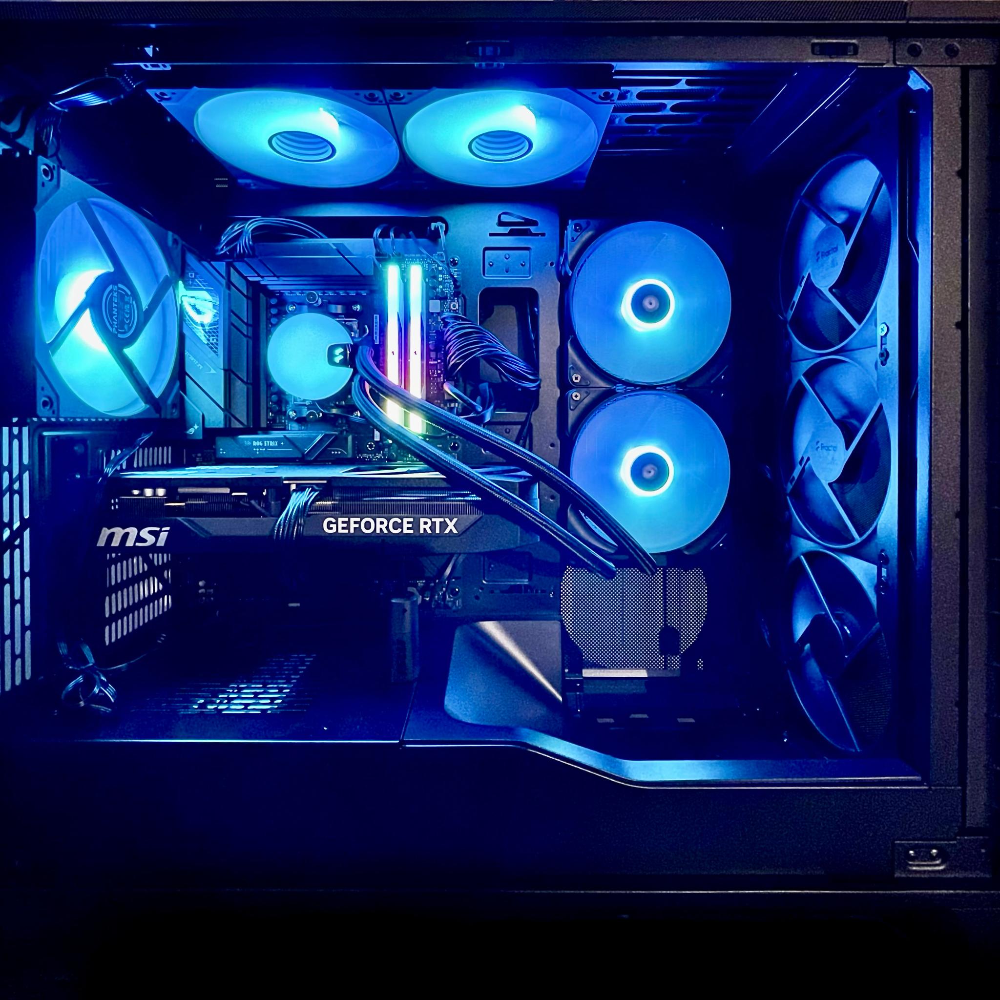 High-Performance Gaming PC / Workstation