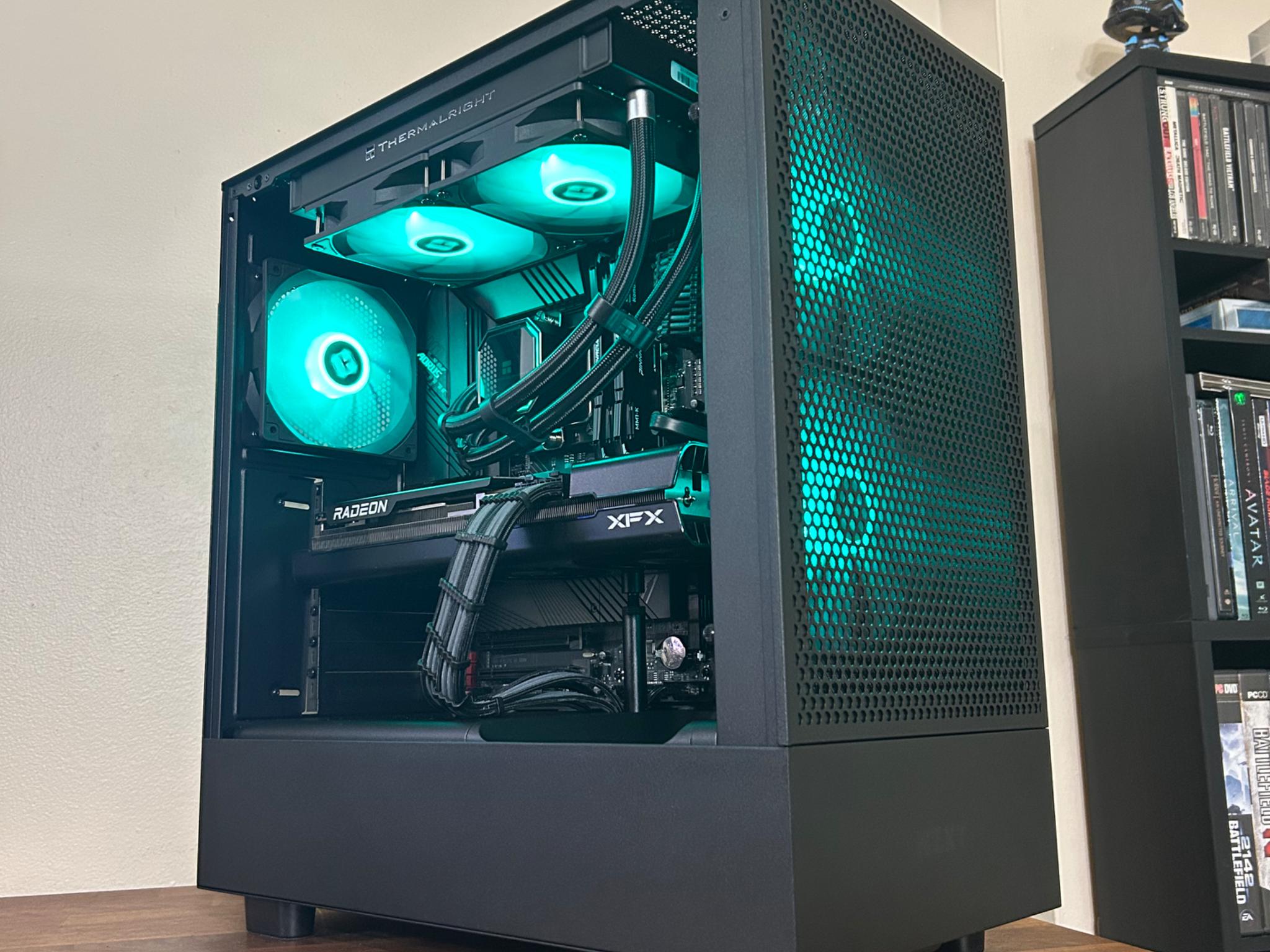 RX 7700XT 12GB | Intel i5 12600K | 32GB DDR4 | 1TB SSD | The Operator RX